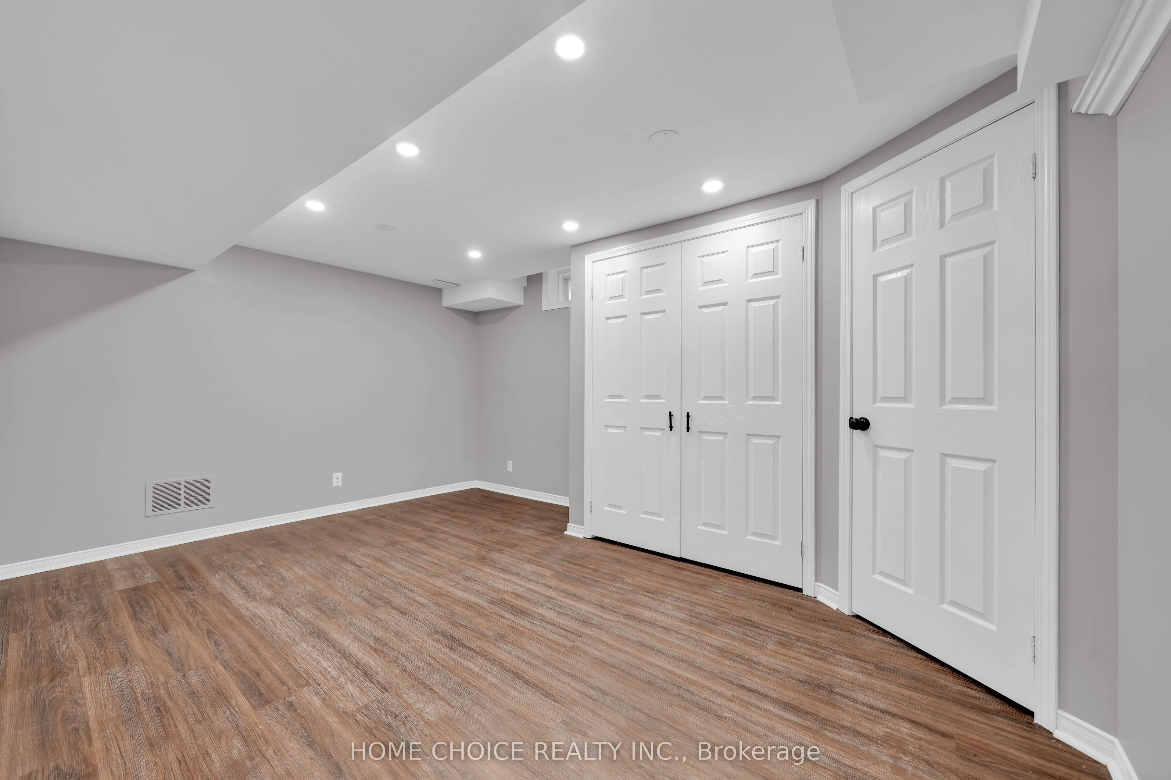 106 Brighton Road N