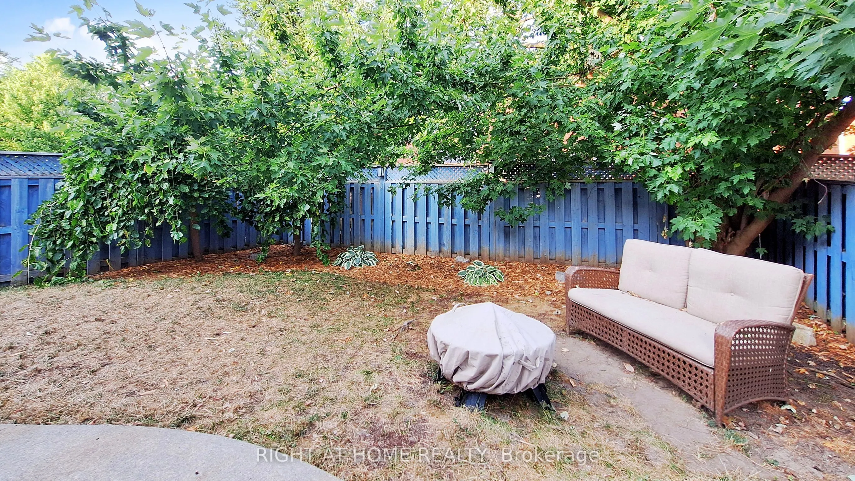 99 Widgeon Street
