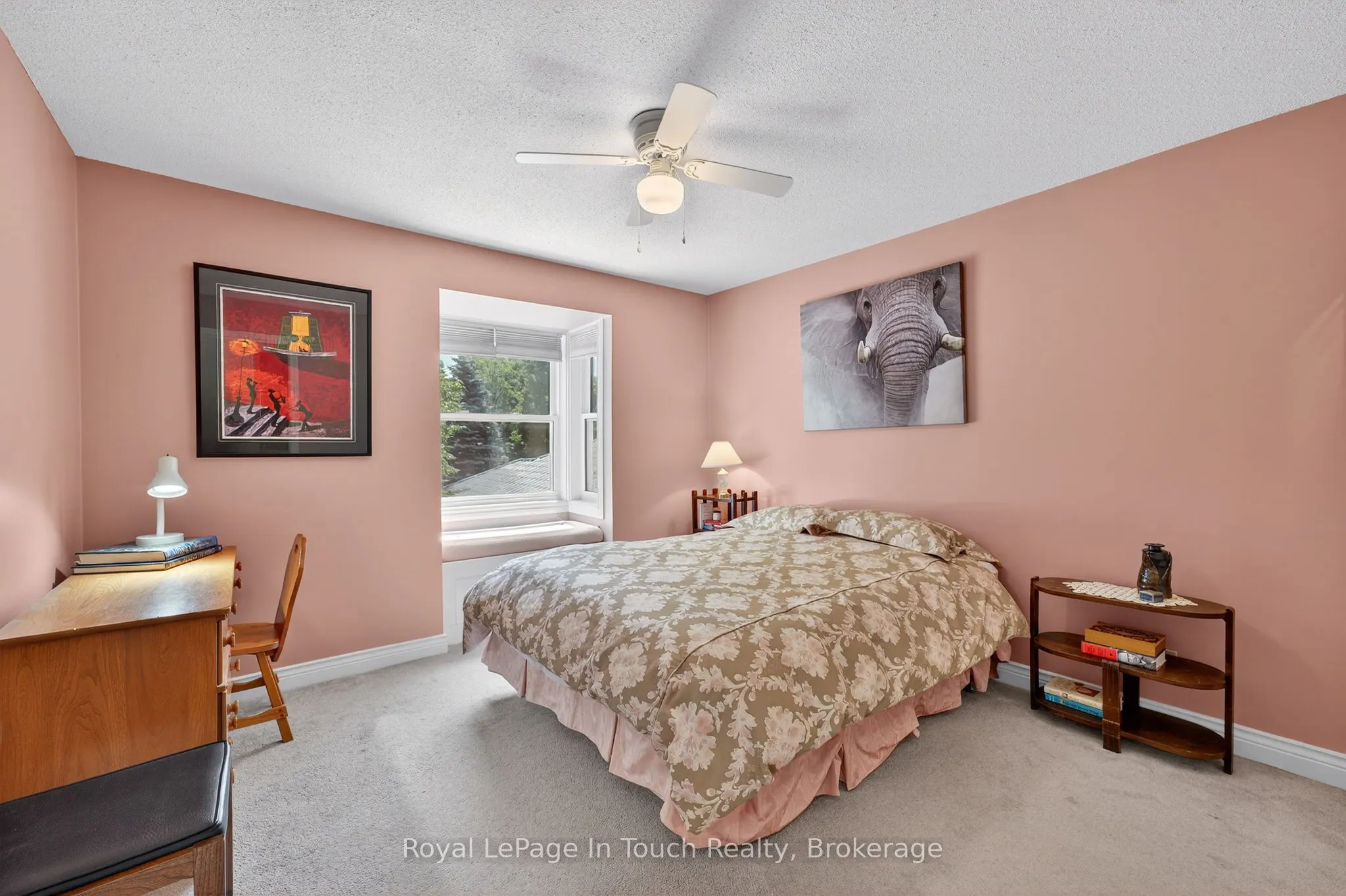 56 Robert Street E