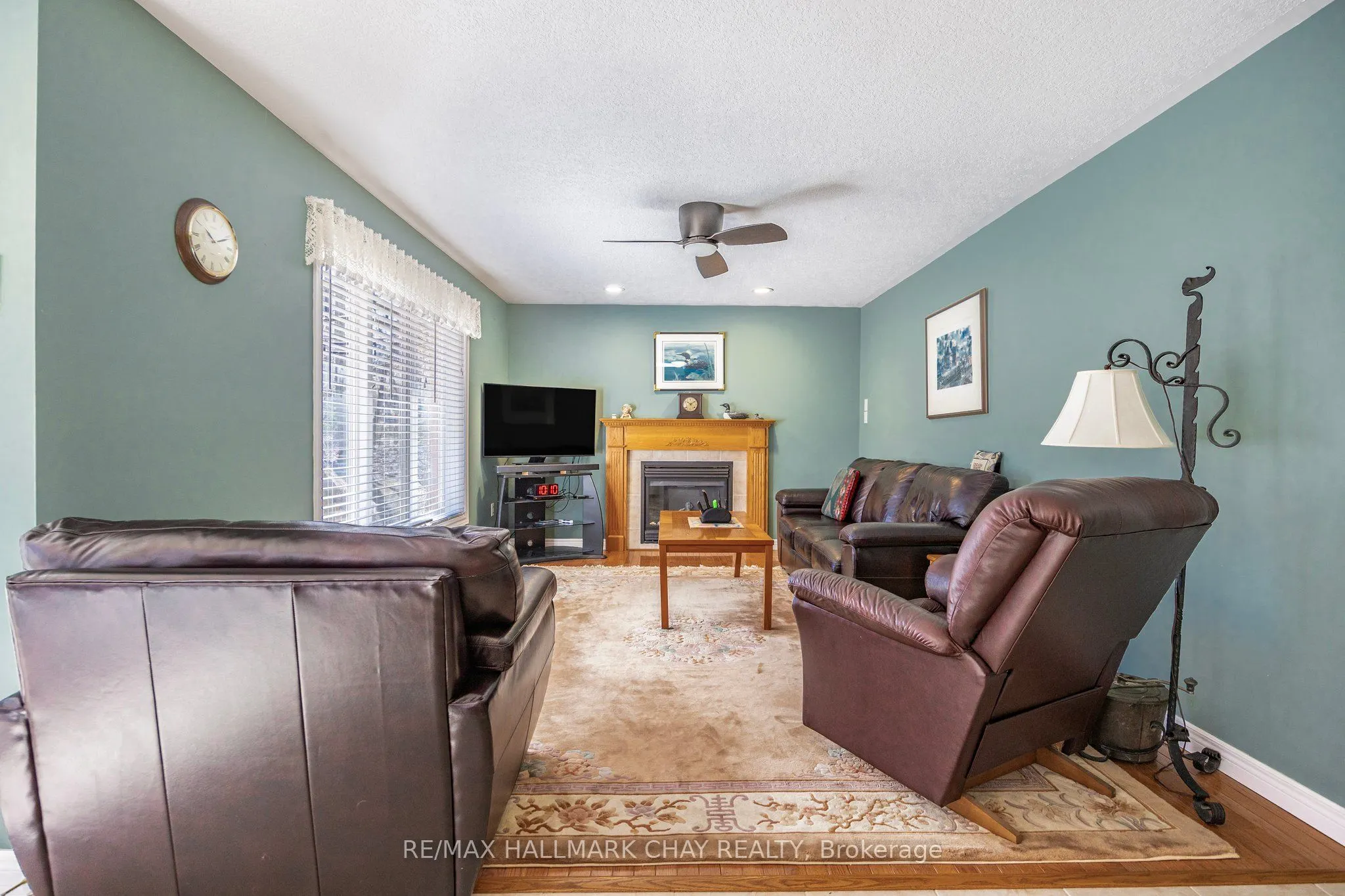7 Pineview Drive