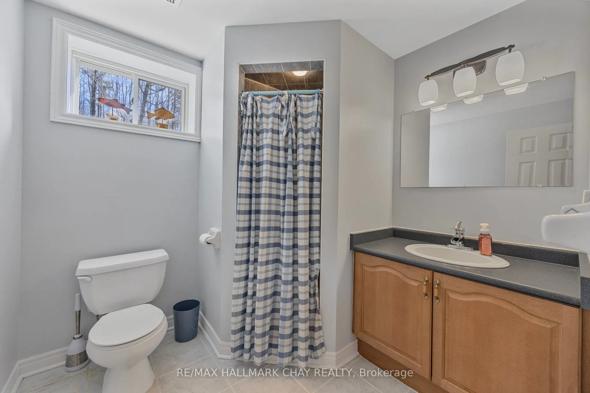 7 Pineview Drive