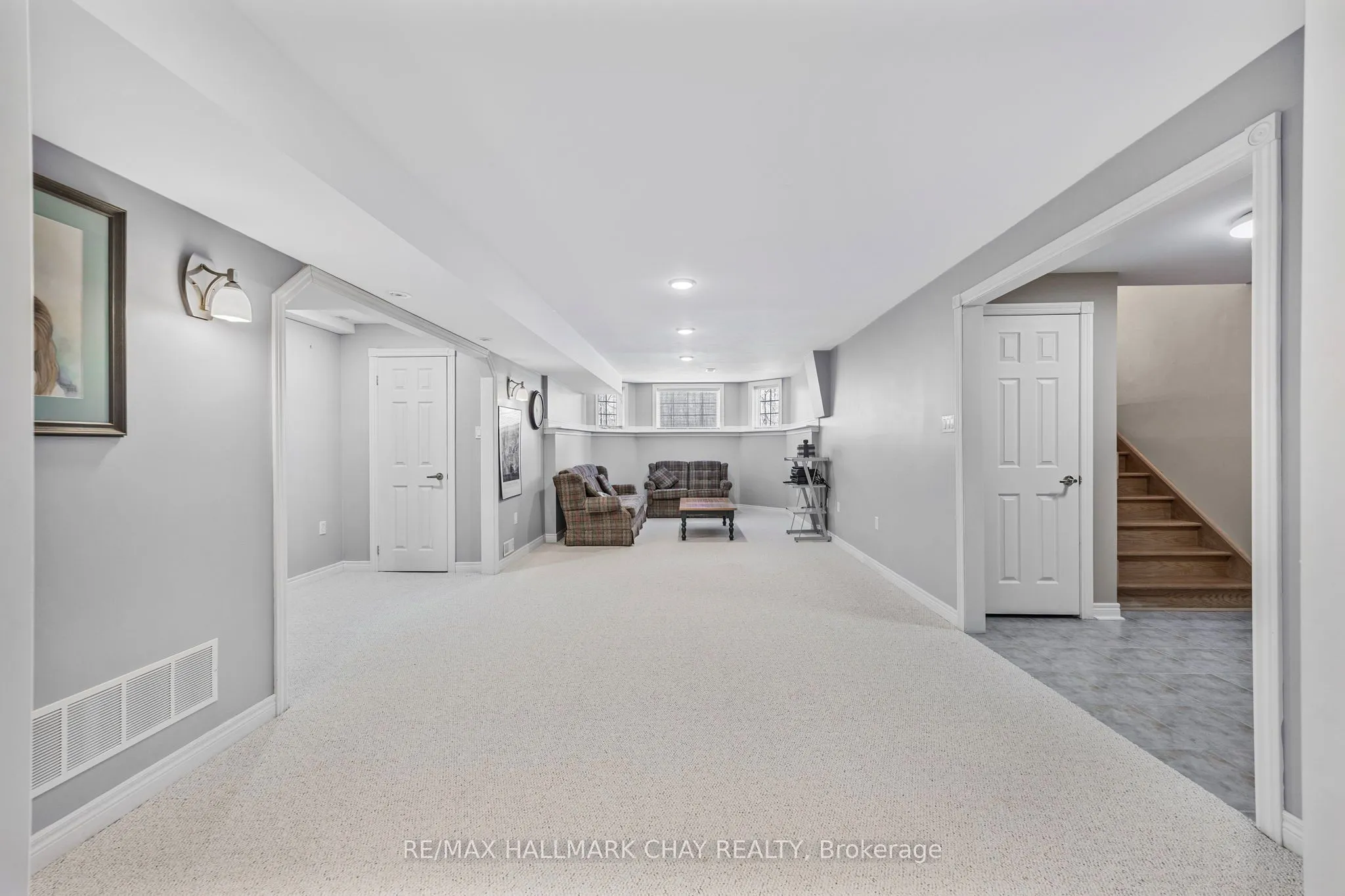 7 Pineview Drive