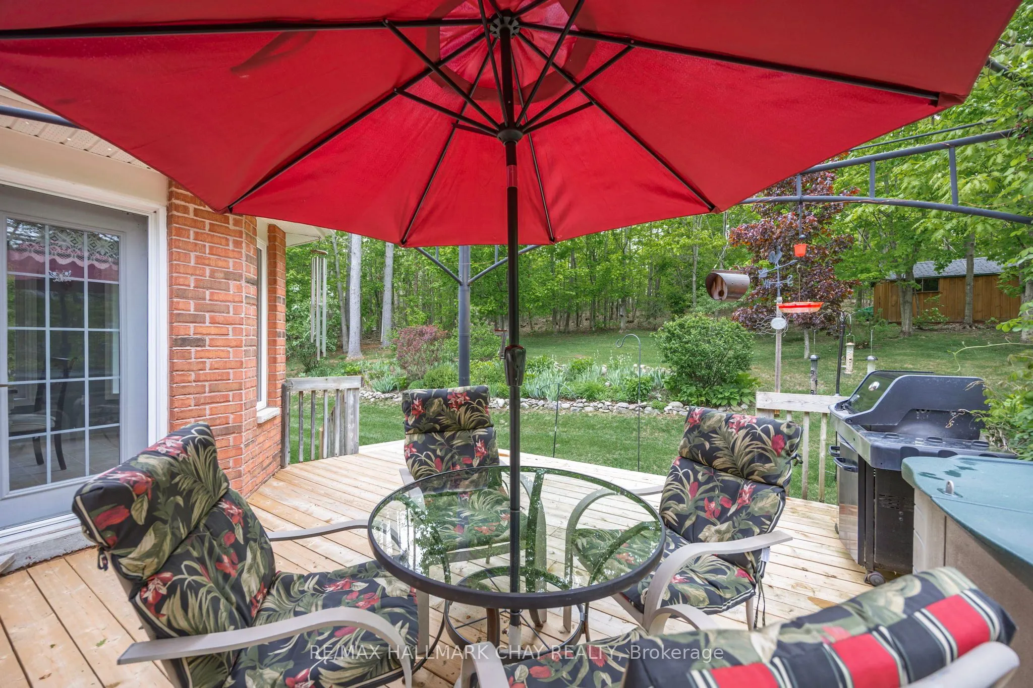 7 Pineview Drive