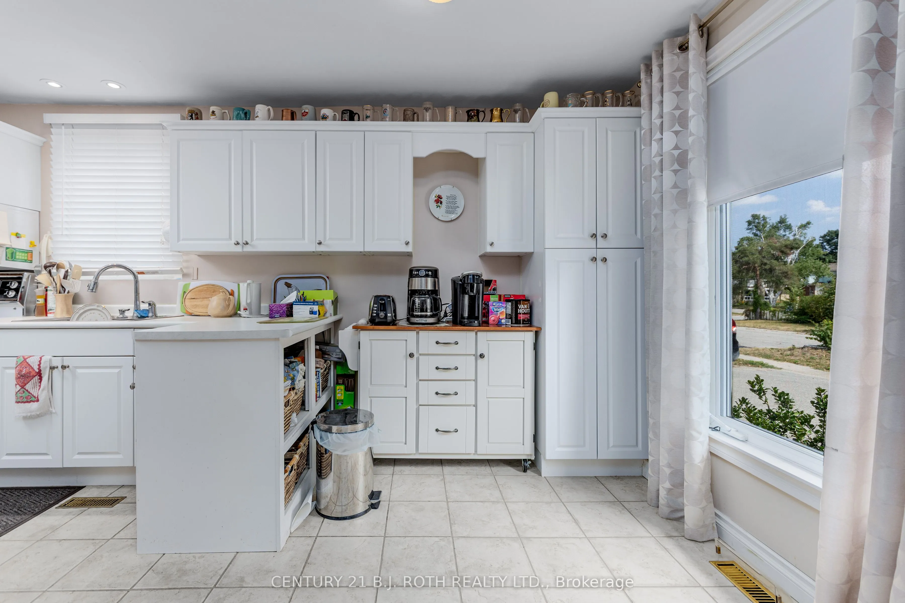 55a Chaucer Crescent