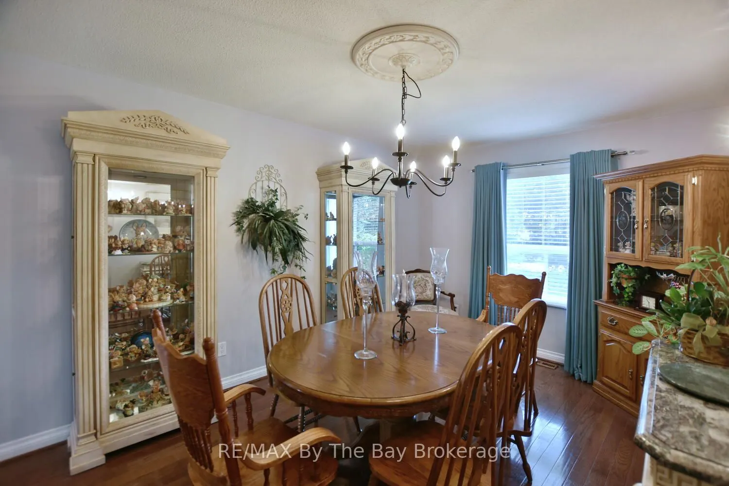 41 Evergreen Crescent