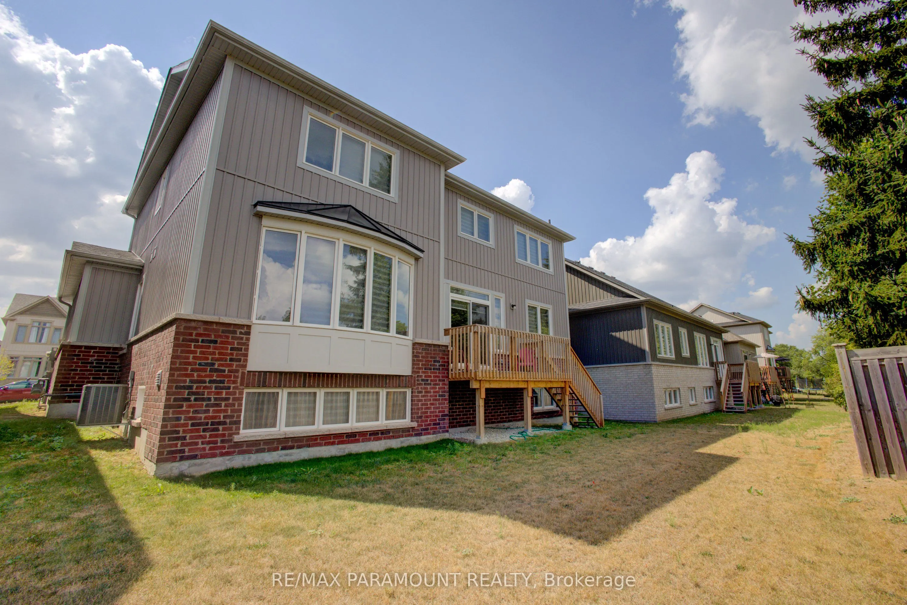 15 Mclean Avenue