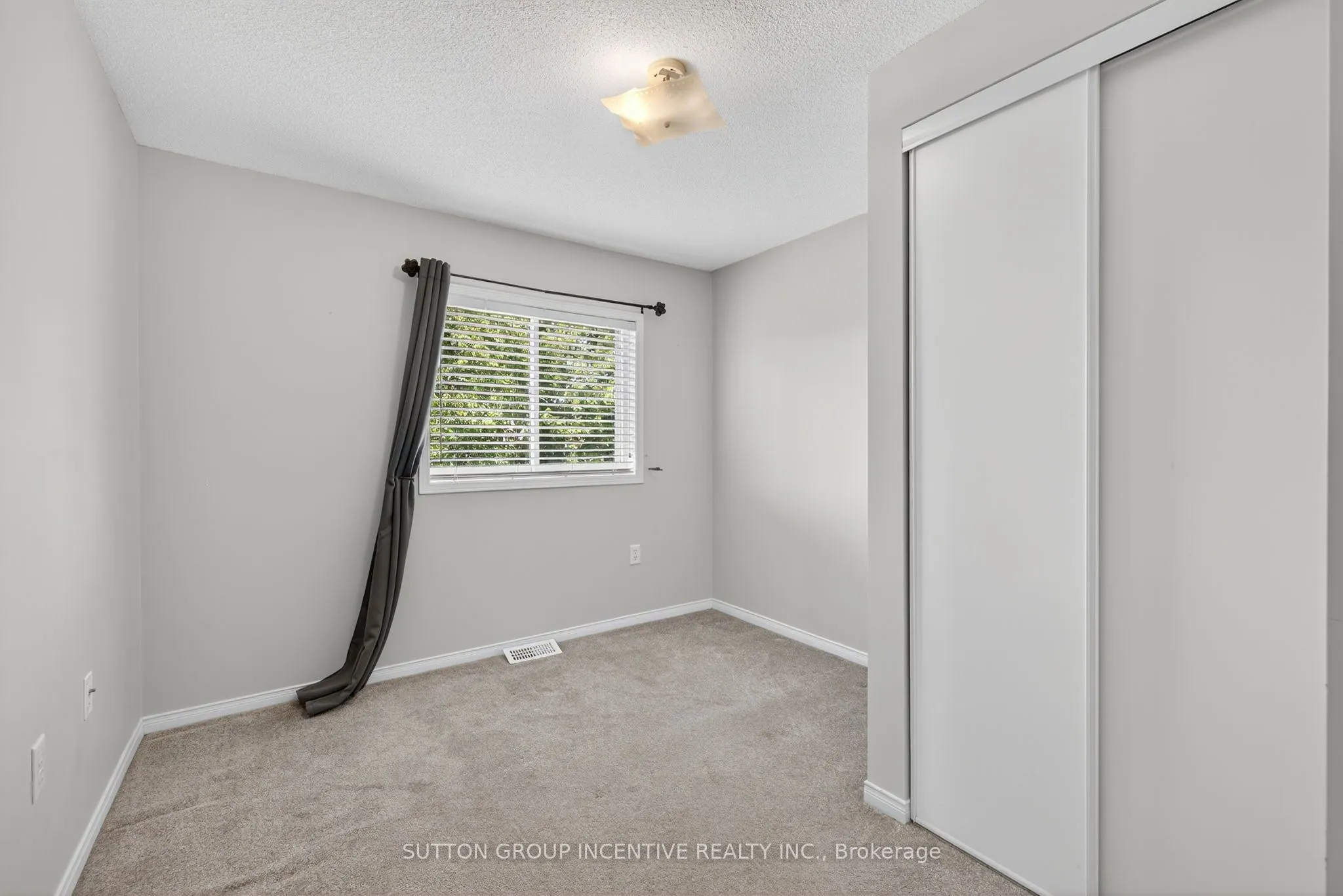 189 Nathan Crescent