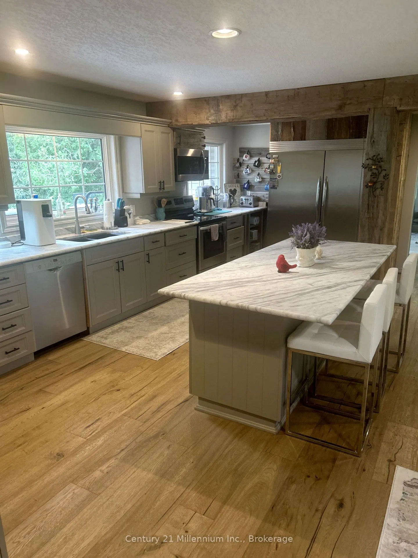 640 Mountain Road