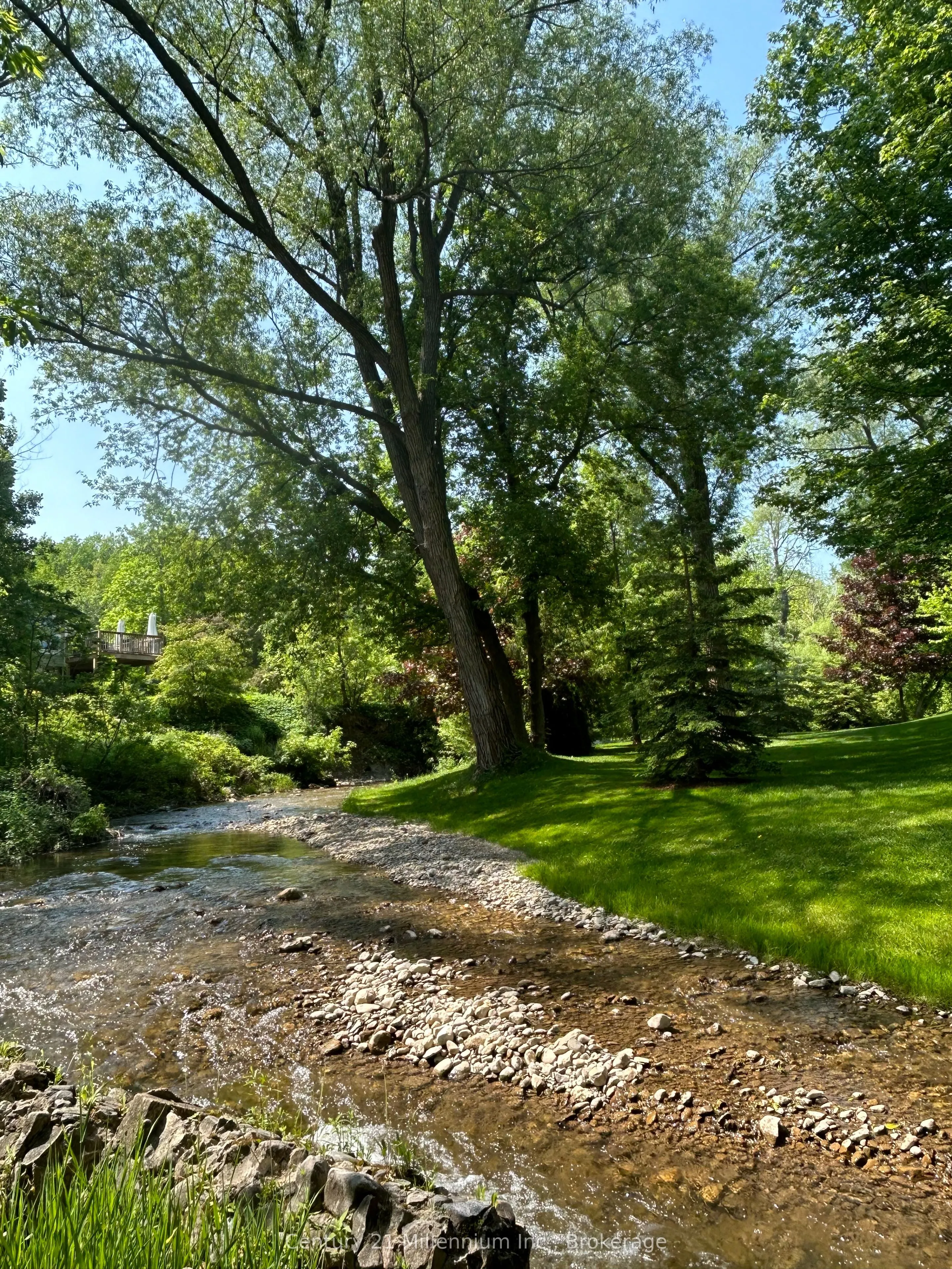 640 Mountain Road