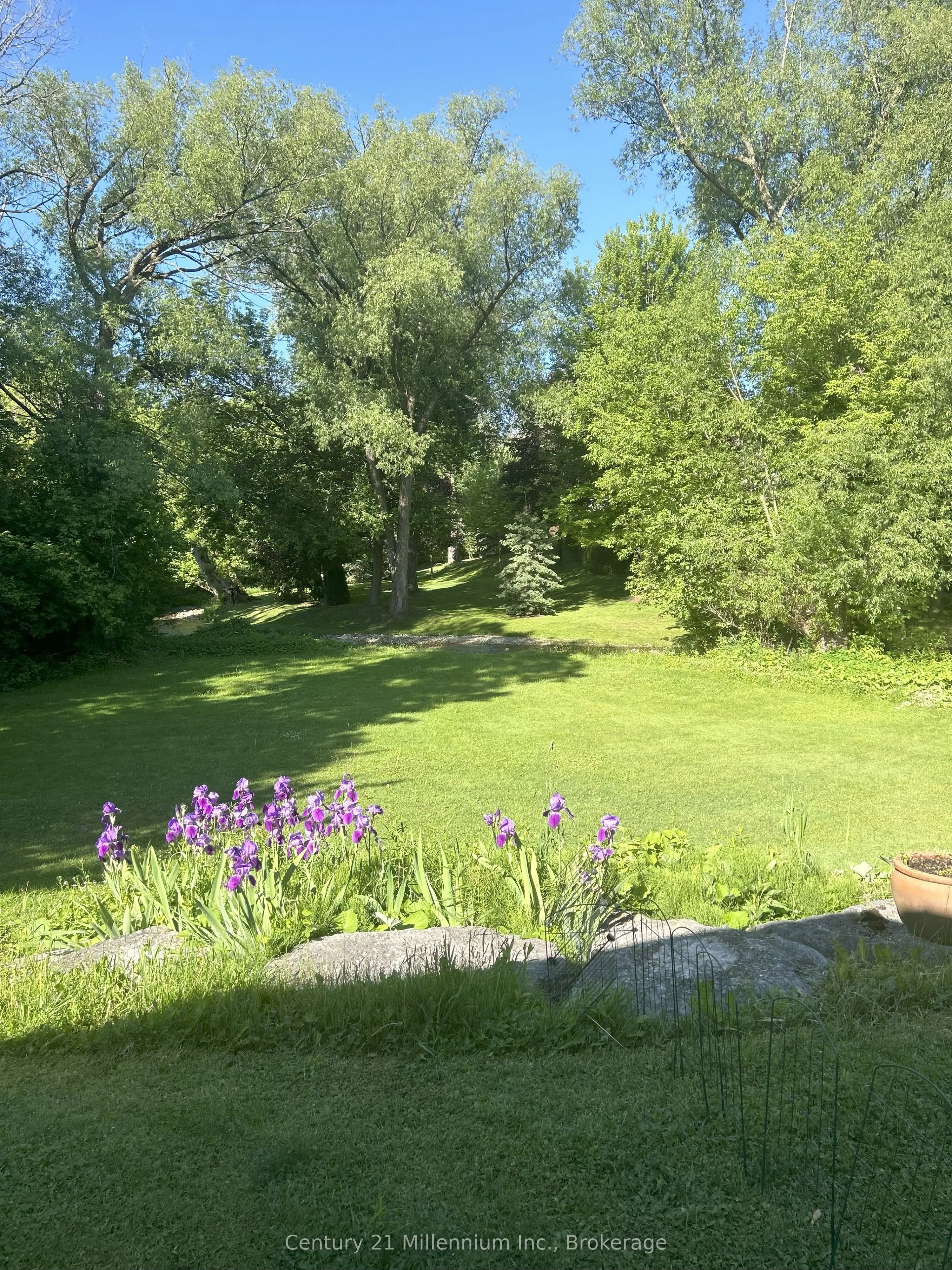 640 Mountain Road