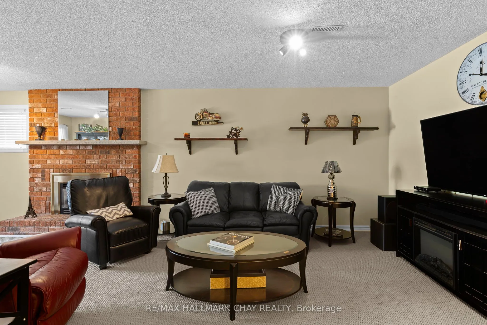 292 Leacock Drive