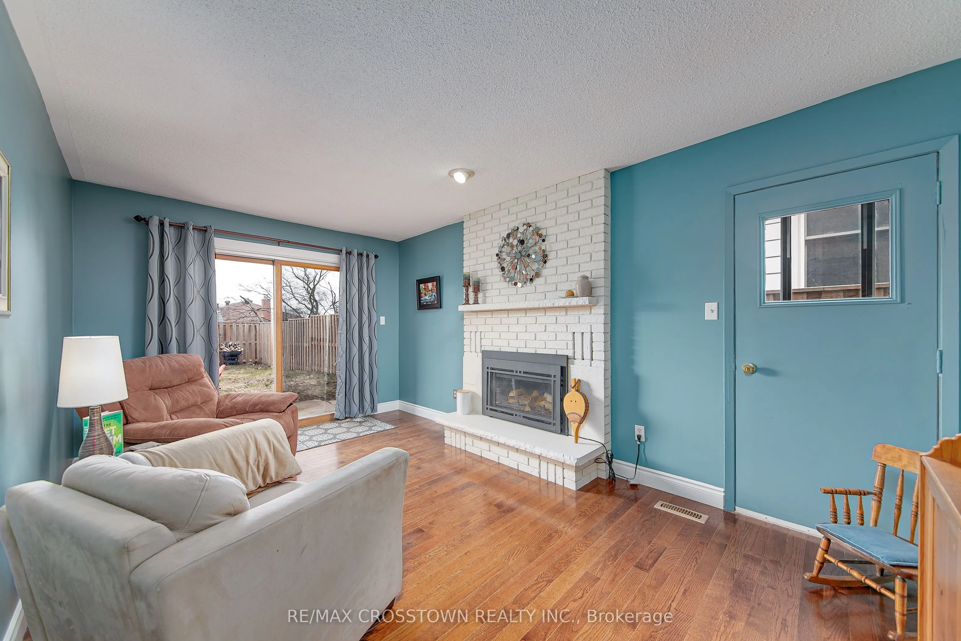 122 Marshall Street S