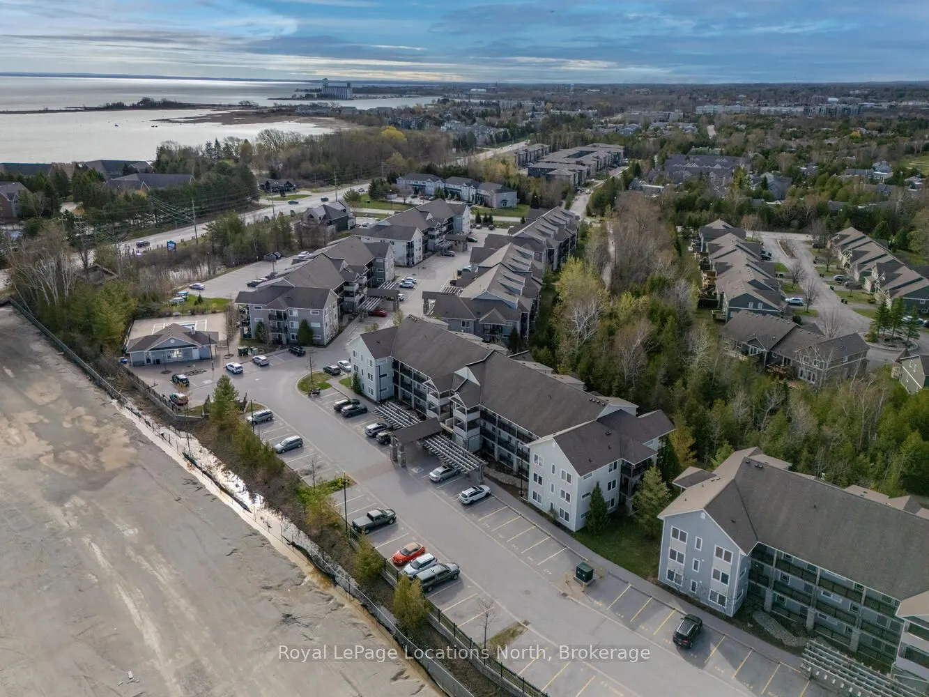 6 BRANDY LANE Drive, #208
