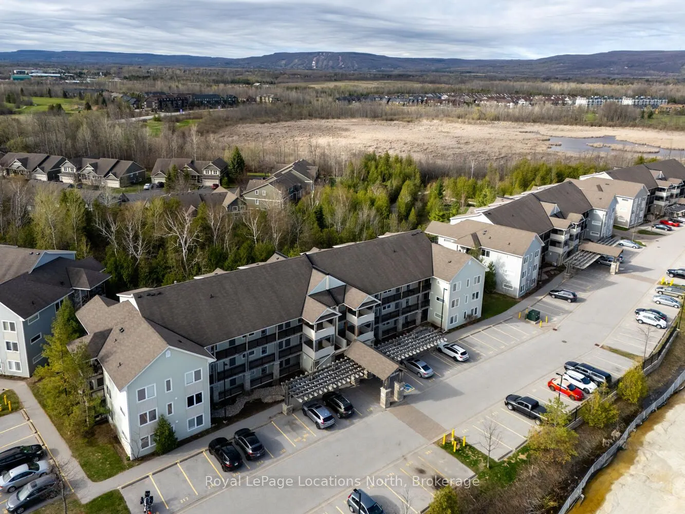 6 BRANDY LANE Drive, #208