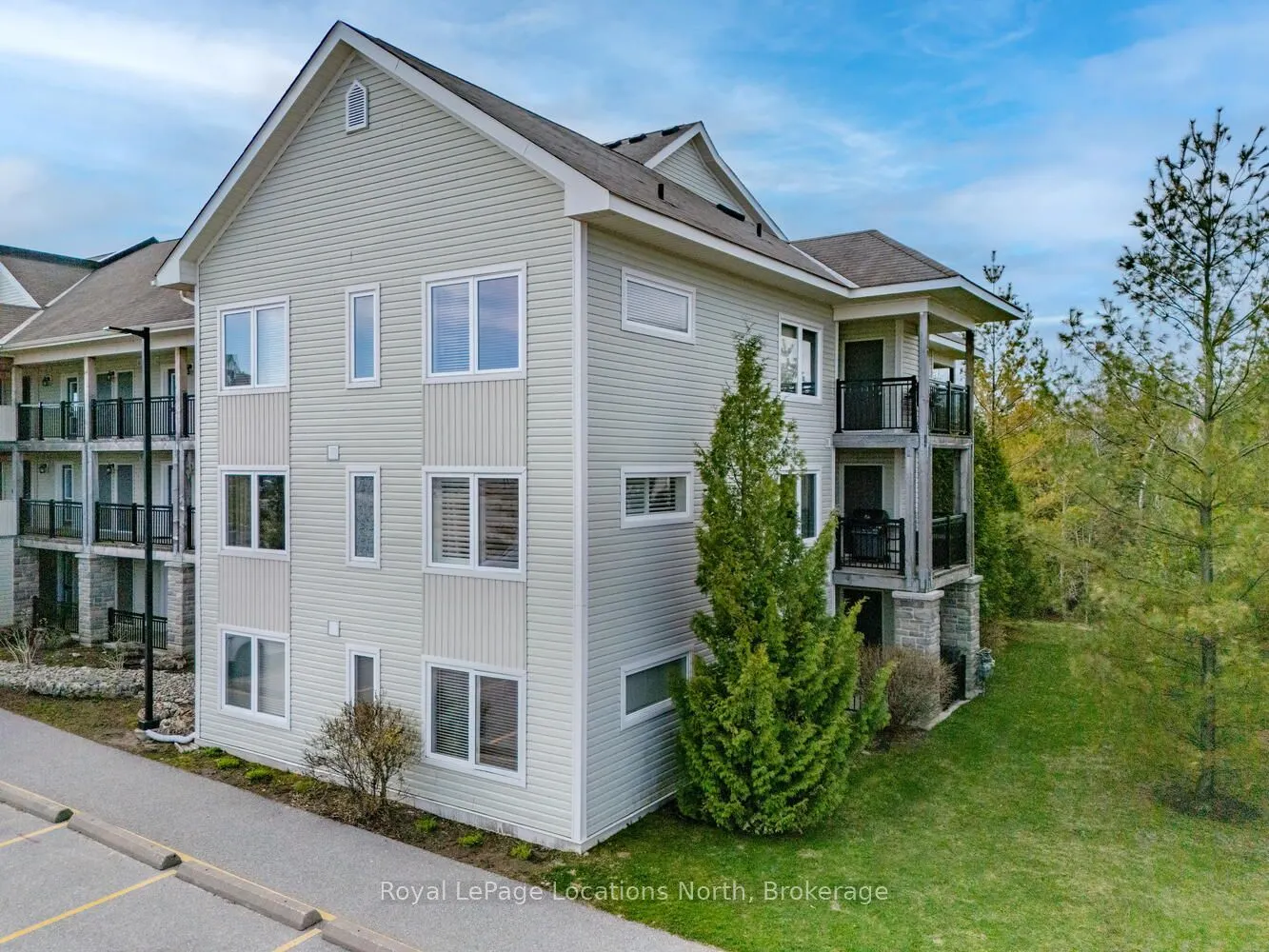6 BRANDY LANE Drive, #208