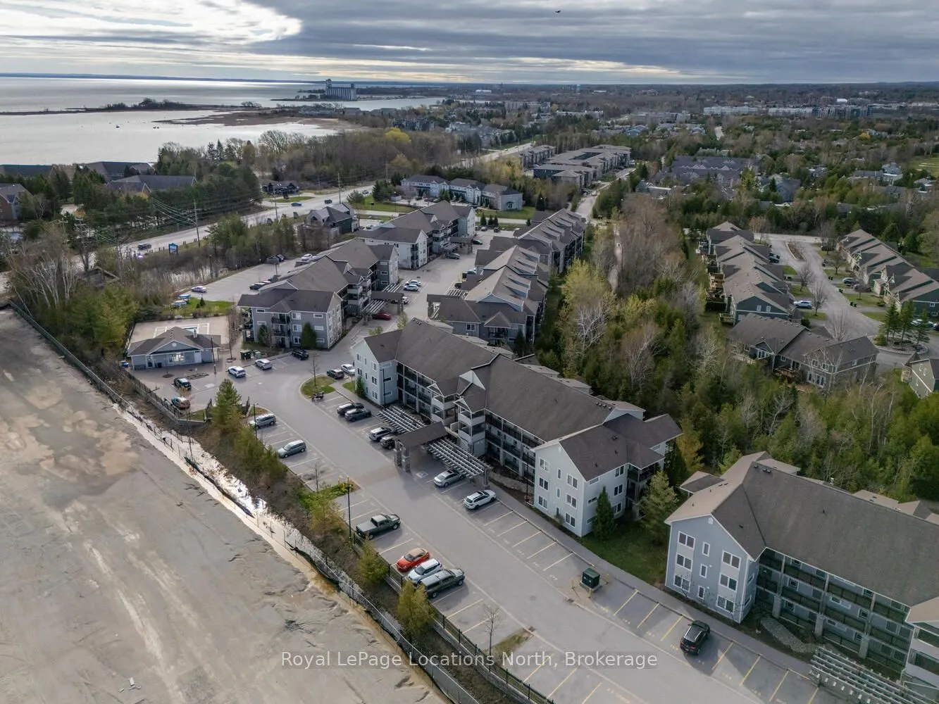 6 BRANDY LANE Drive, #208