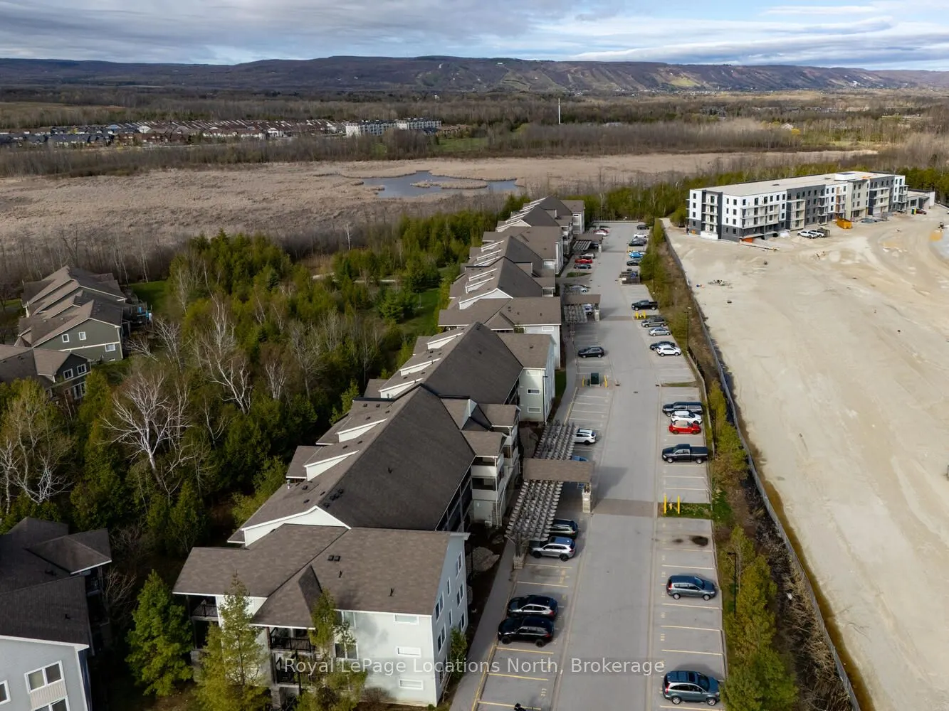 6 BRANDY LANE Drive, #208