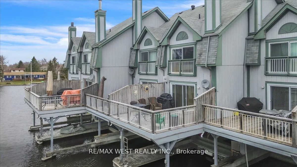 24 Laguna Parkway, #9