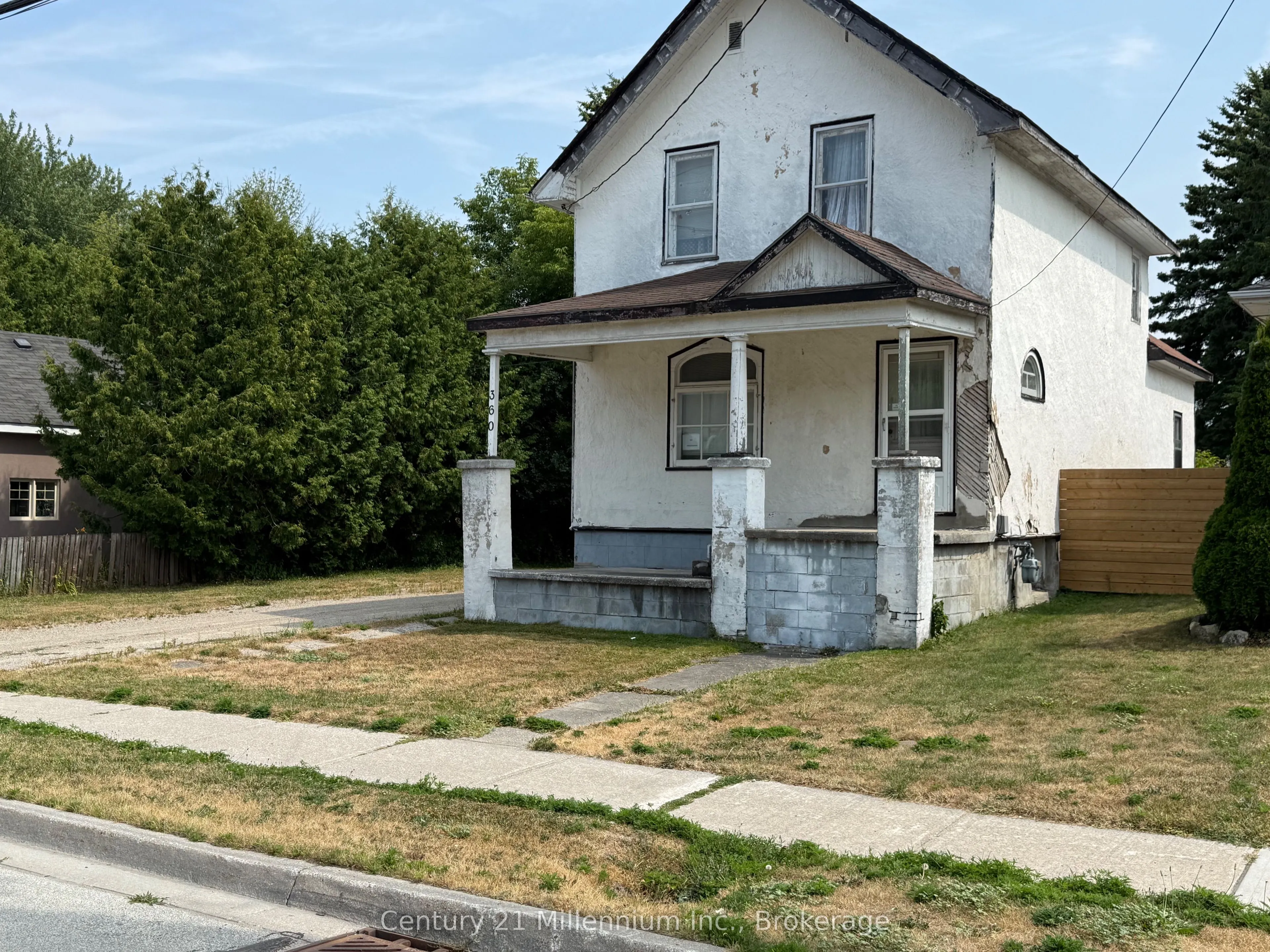 360 ONTARIO Street