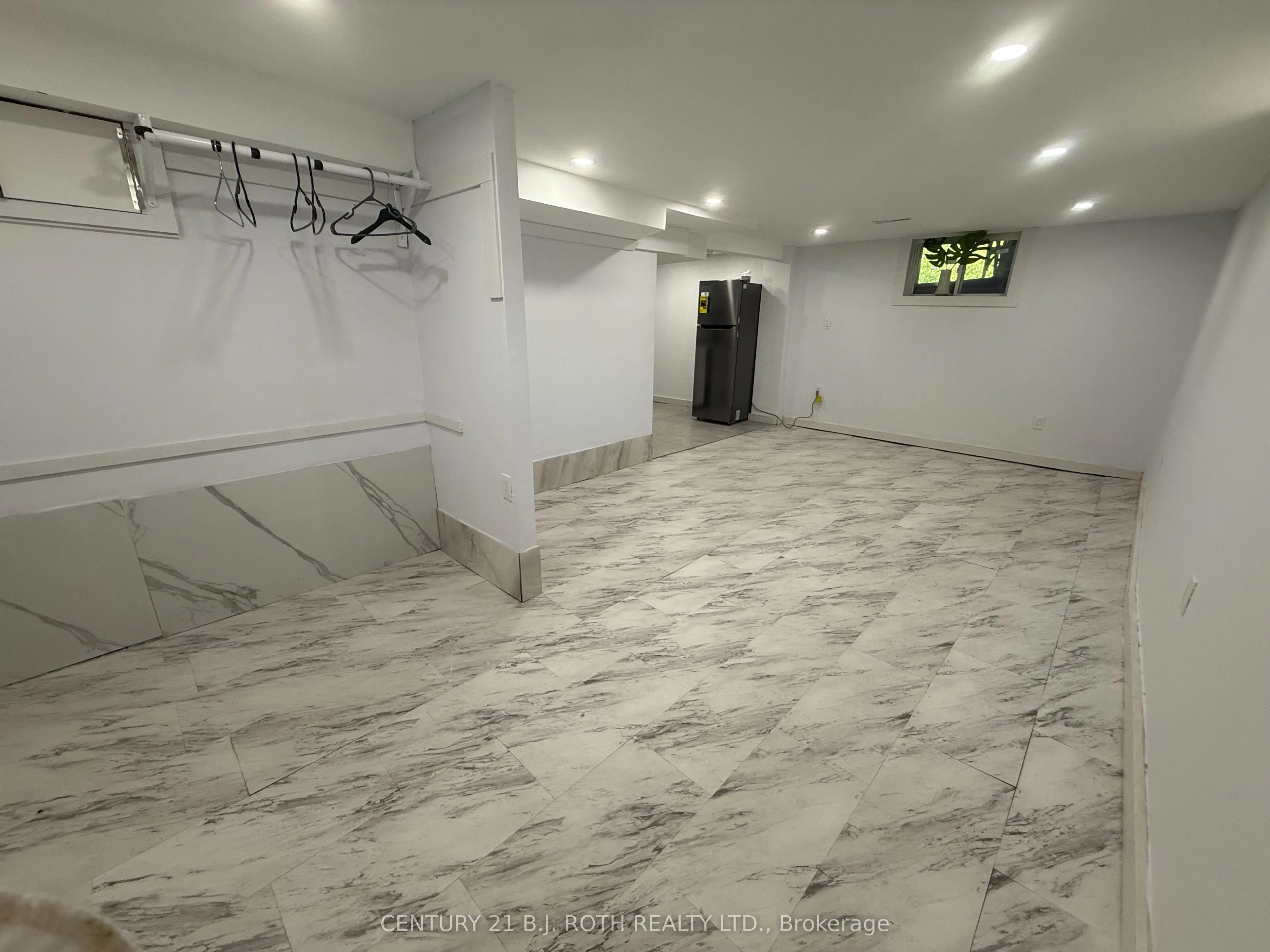 759 Essa Road