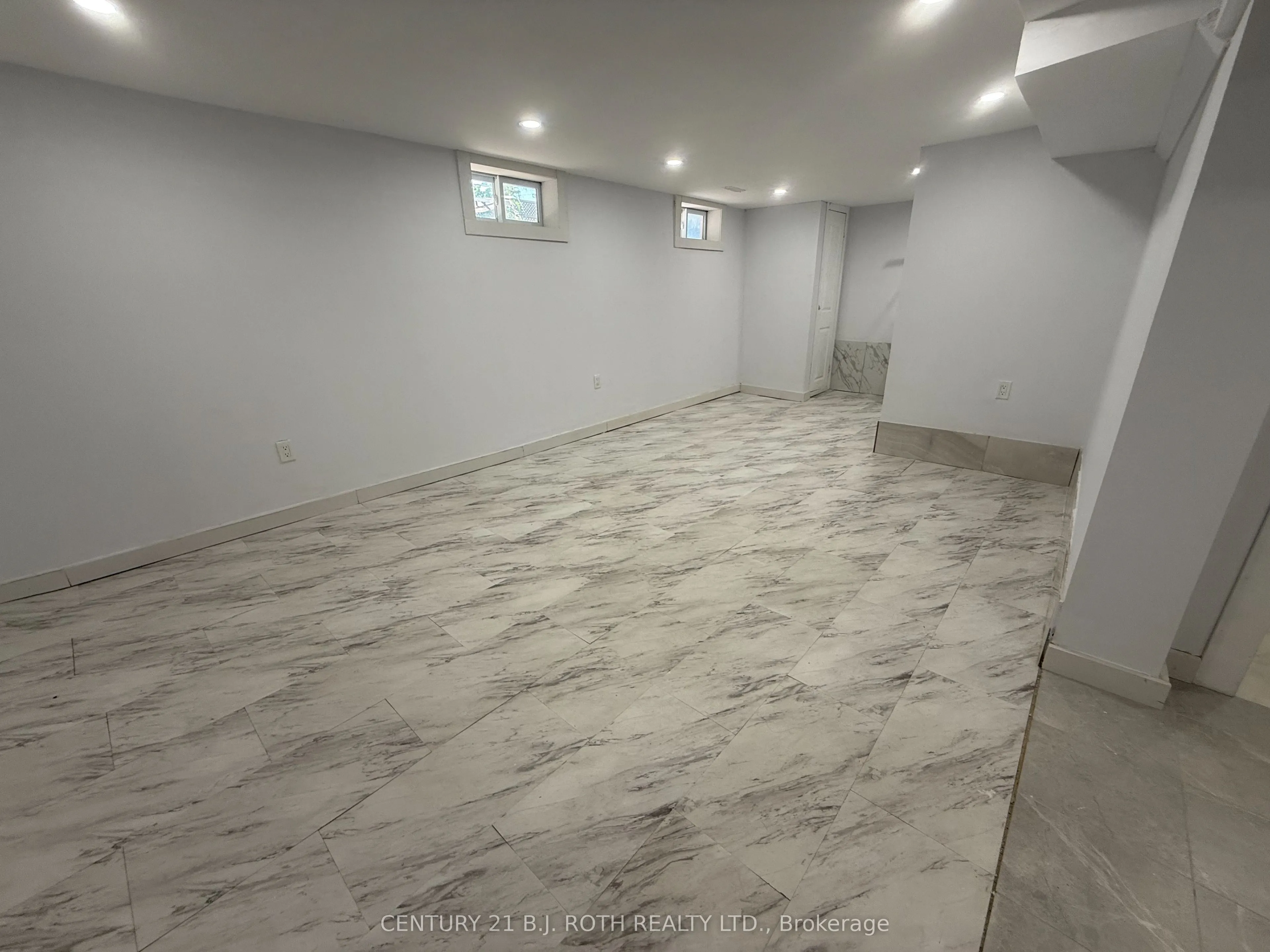 759 Essa Road