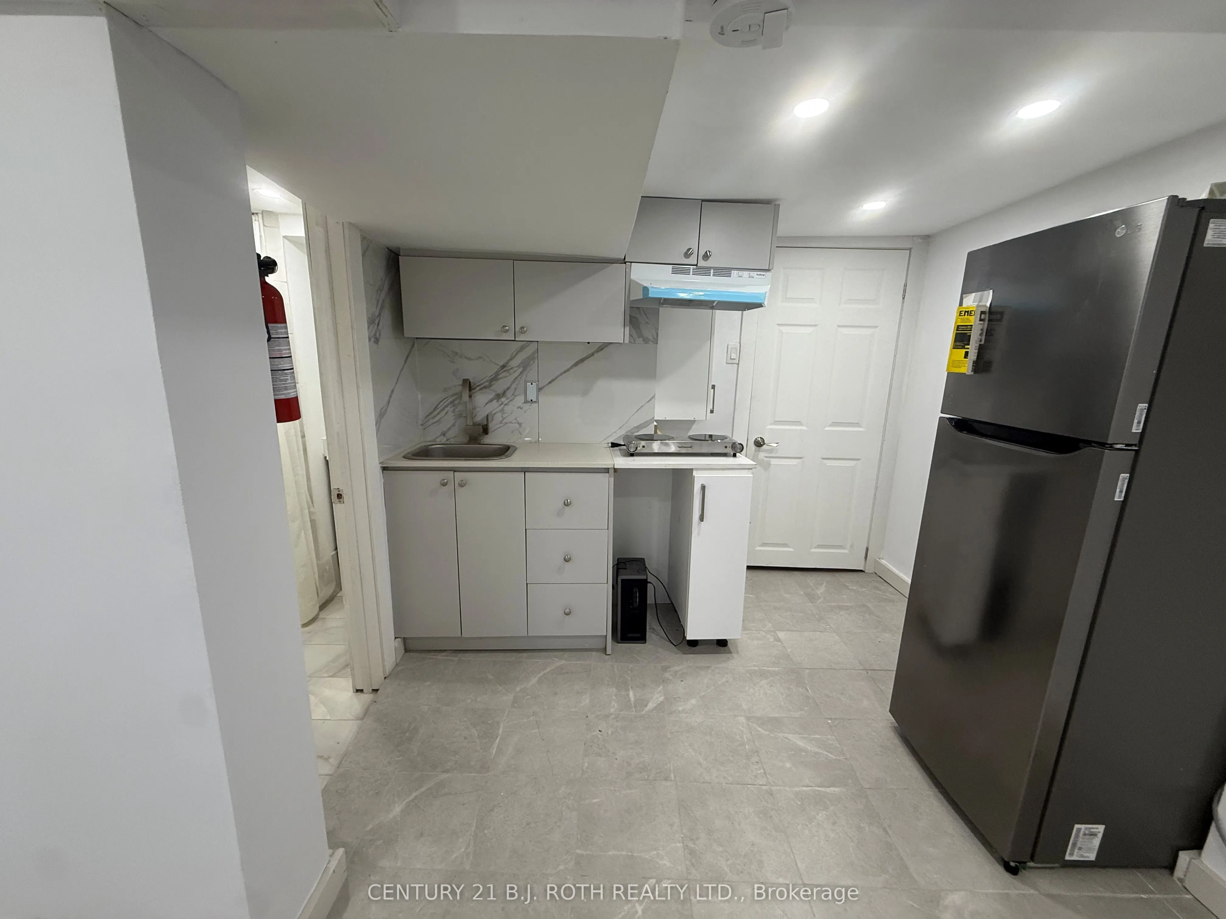 759 Essa Road