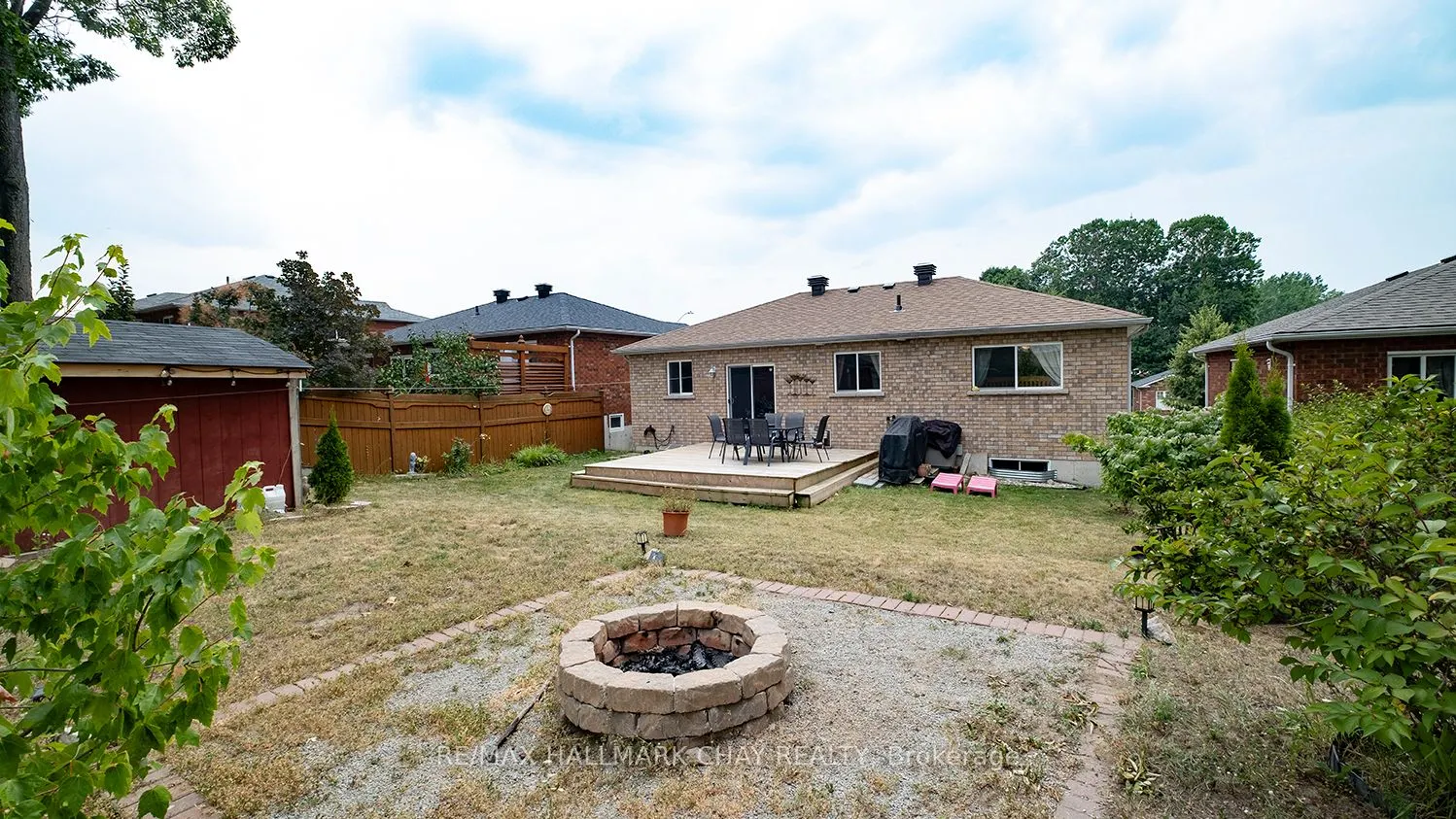 139 WAWINET Street