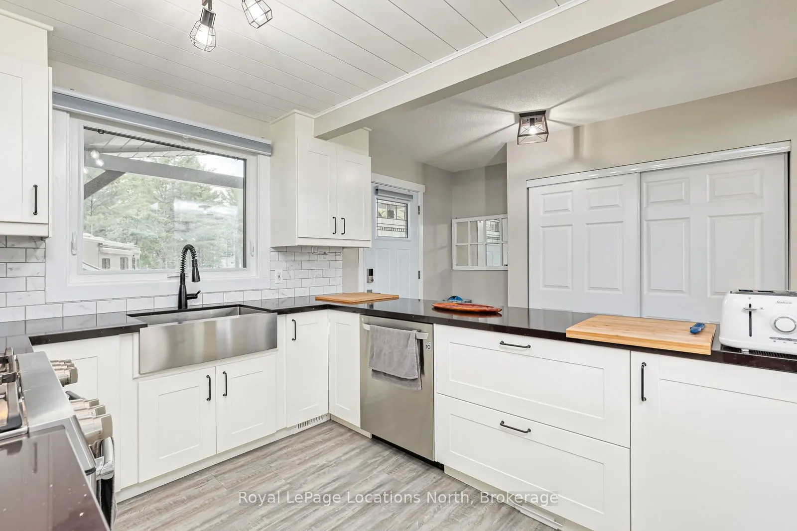 1628 River Road W