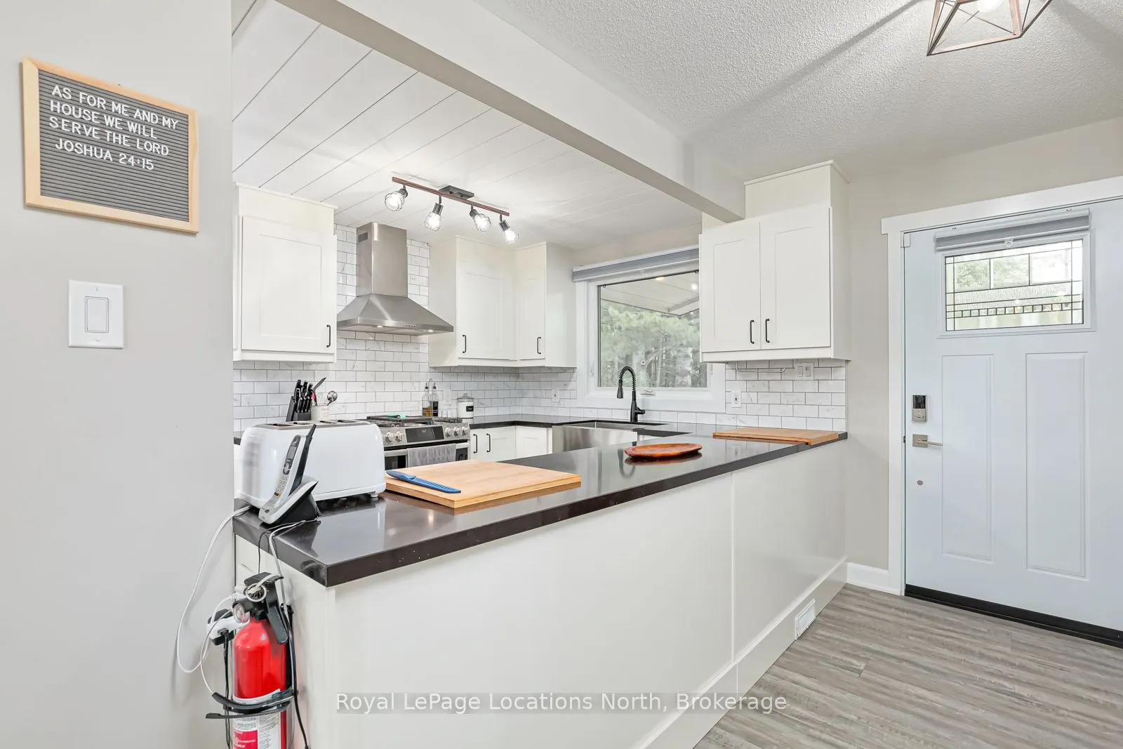 1628 River Road W