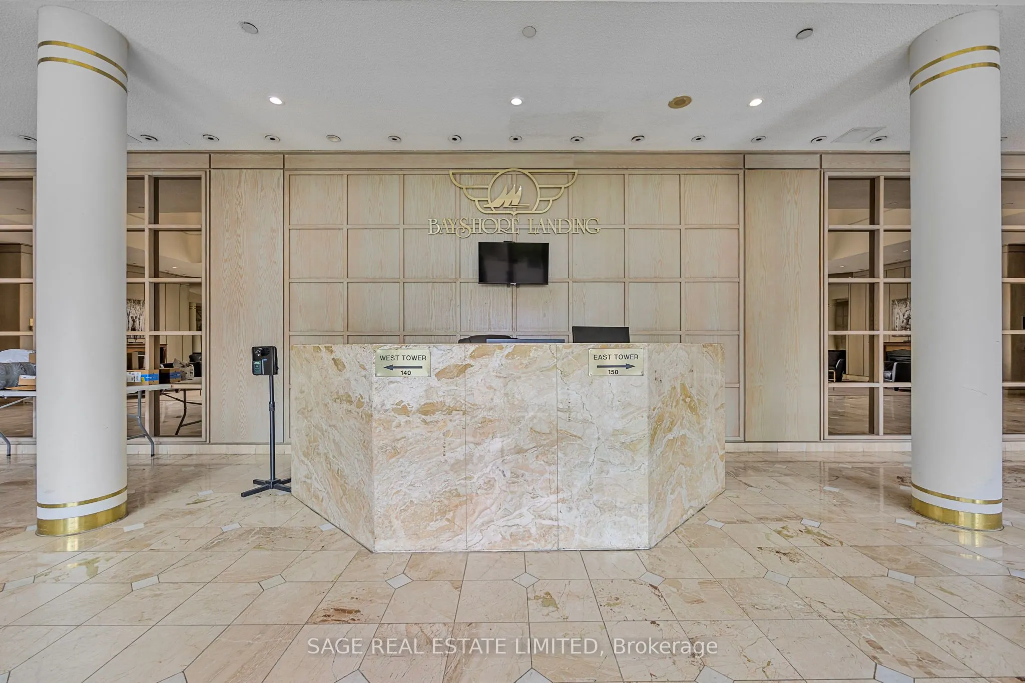 150 Dunlop Street E, #706