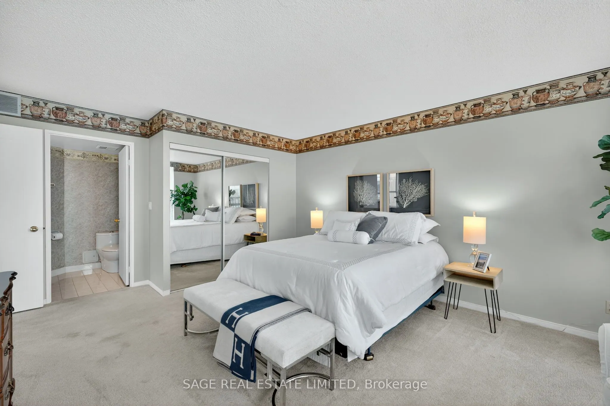 150 Dunlop Street E, #706