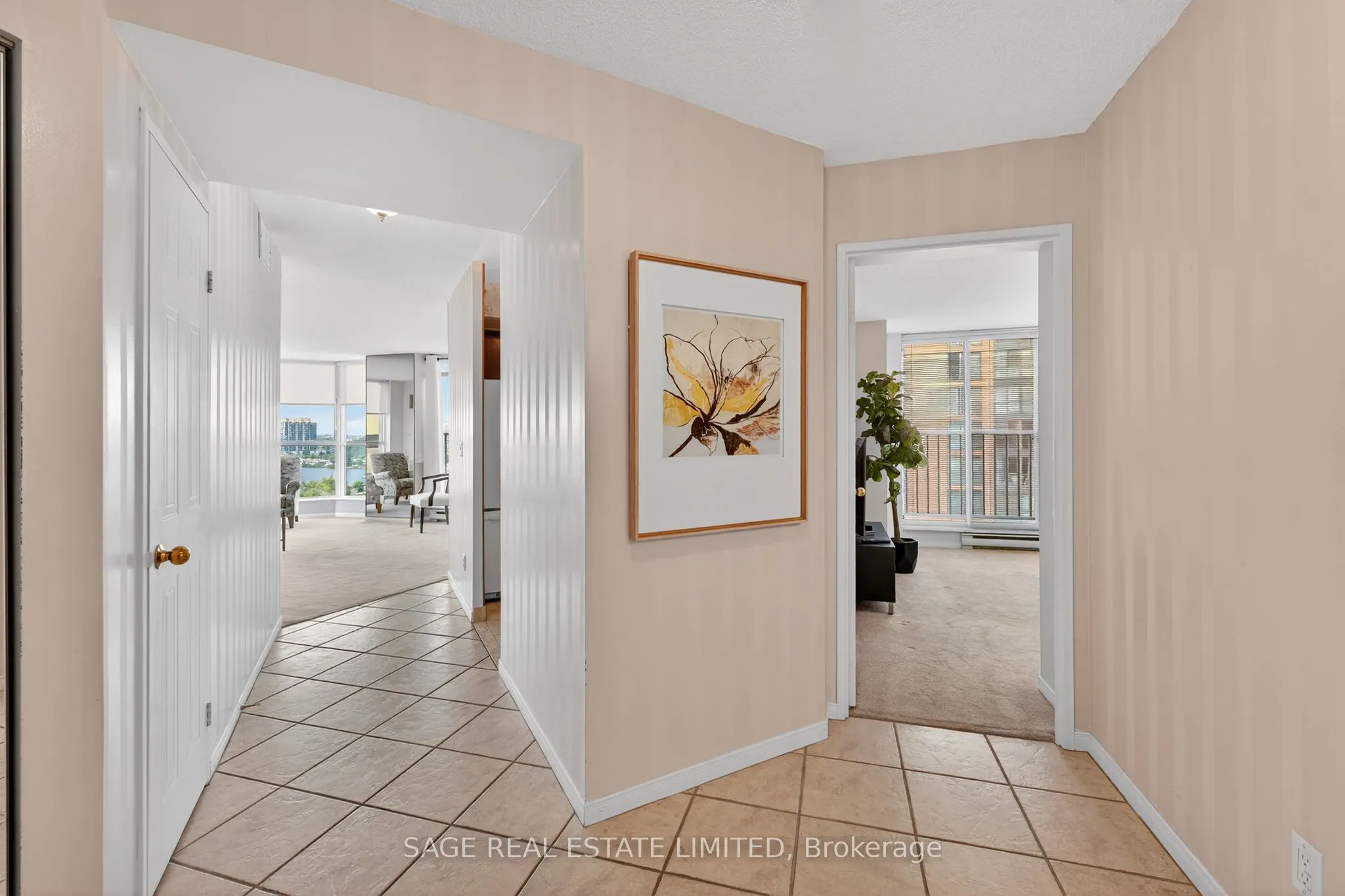 150 Dunlop Street E, #706