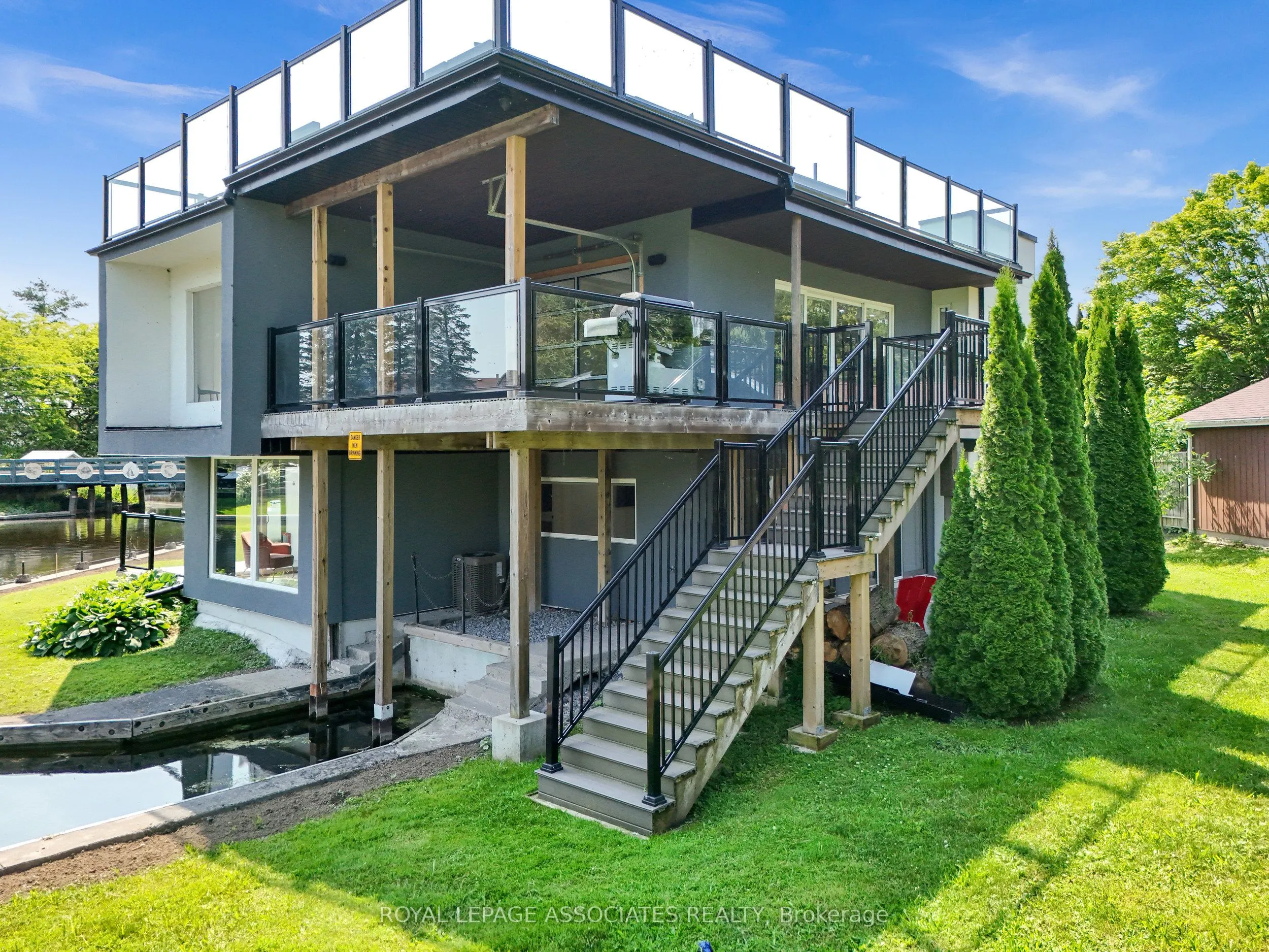 57 Poplar Crescent