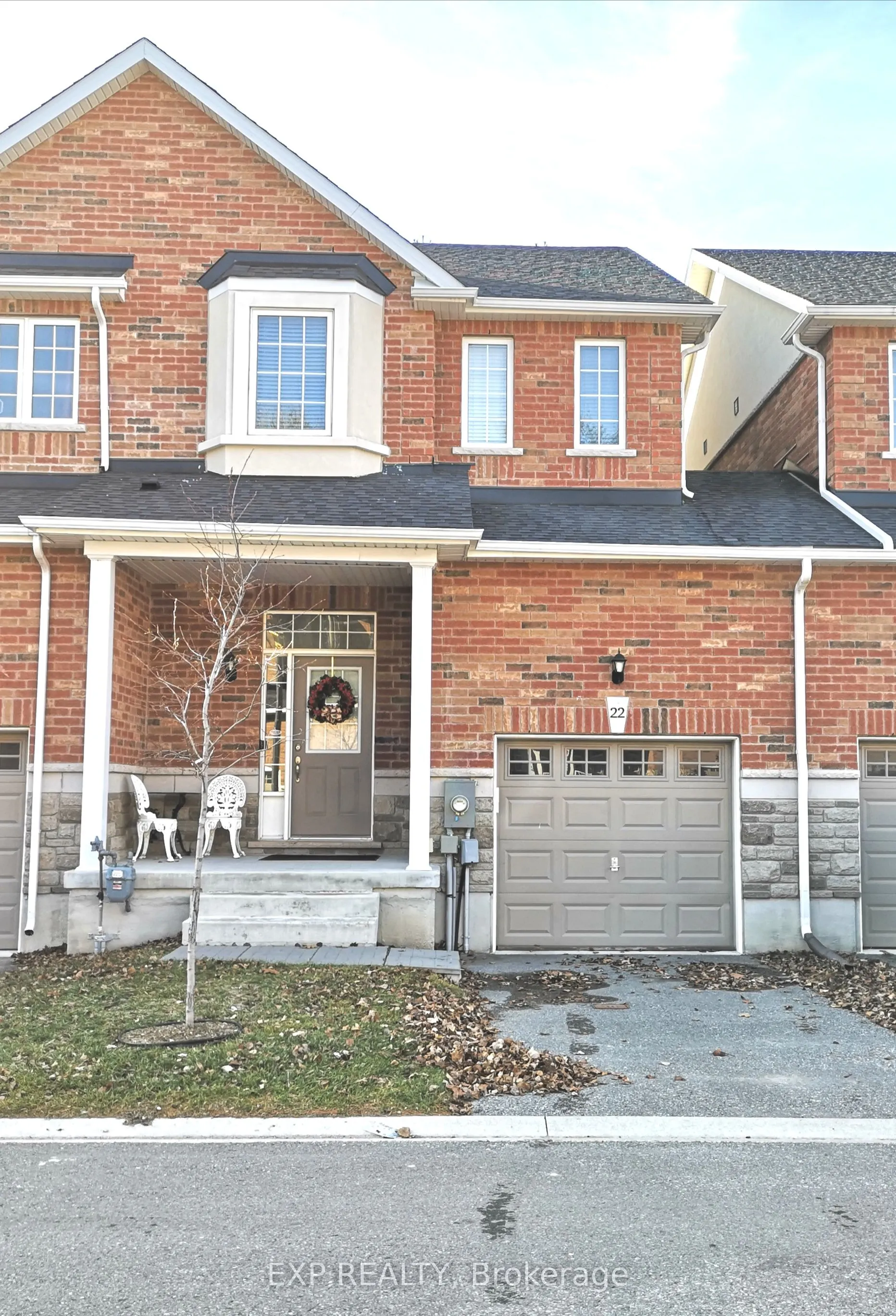 22 Farwell Avenue