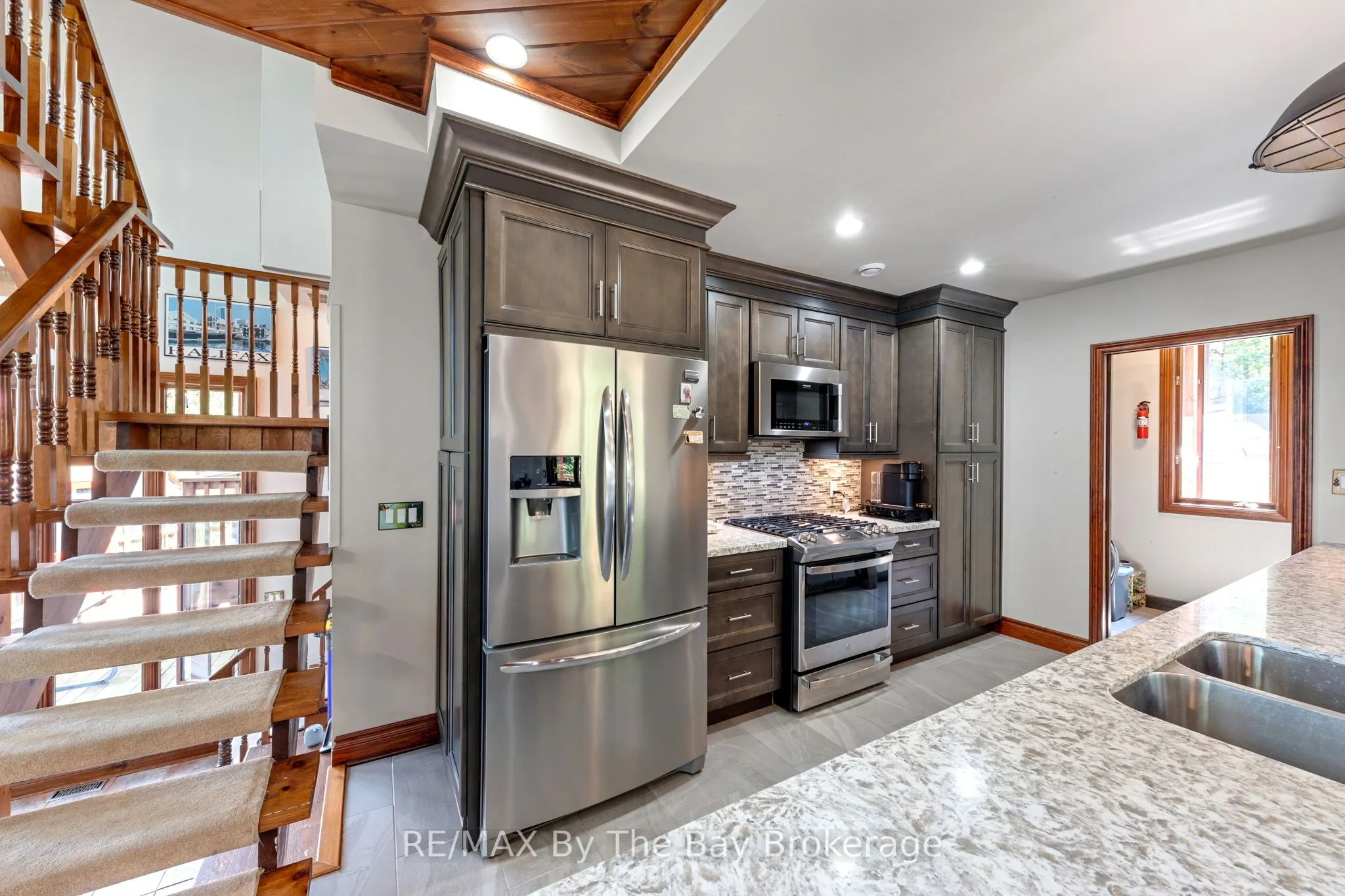 4104 East Shore Road