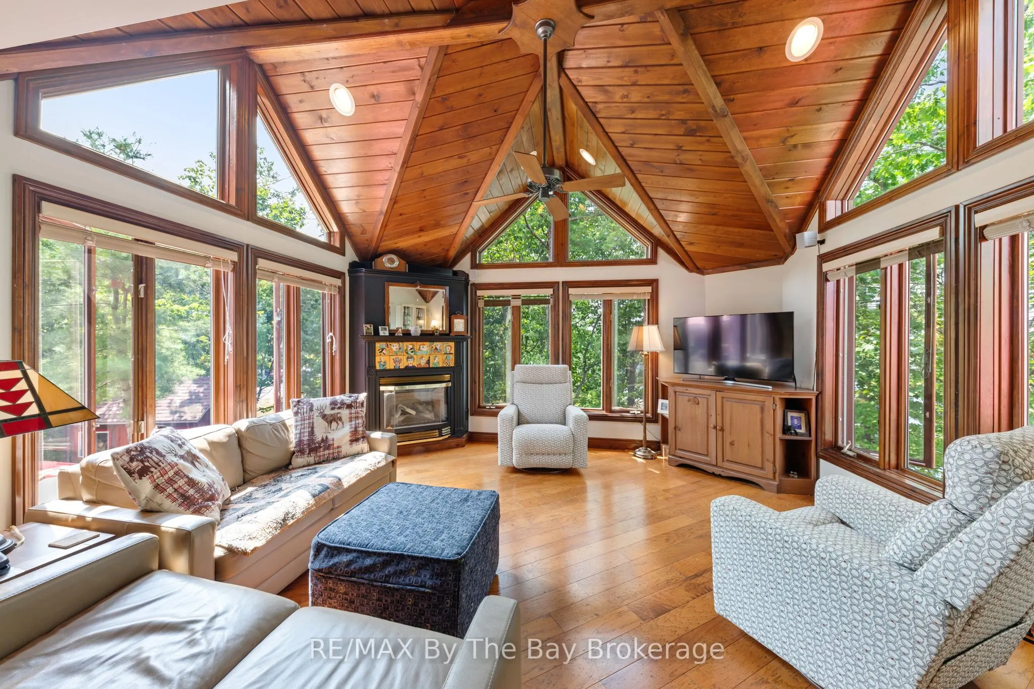 4104 East Shore Road
