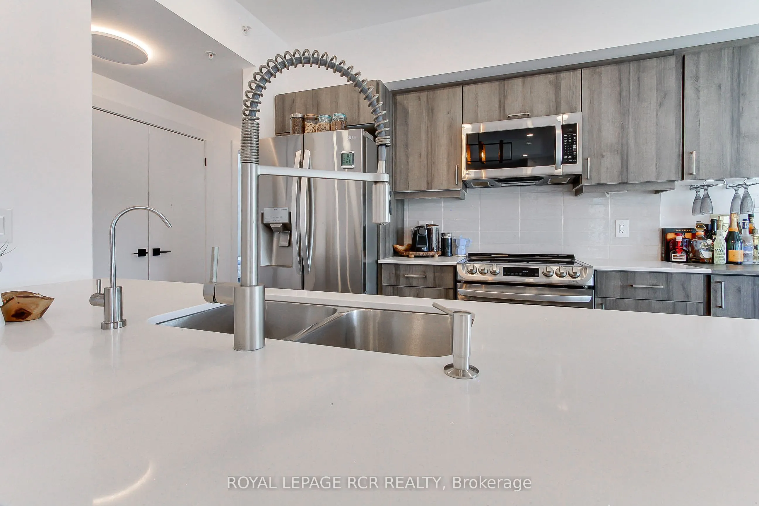 10 Culinary Lane, #412
