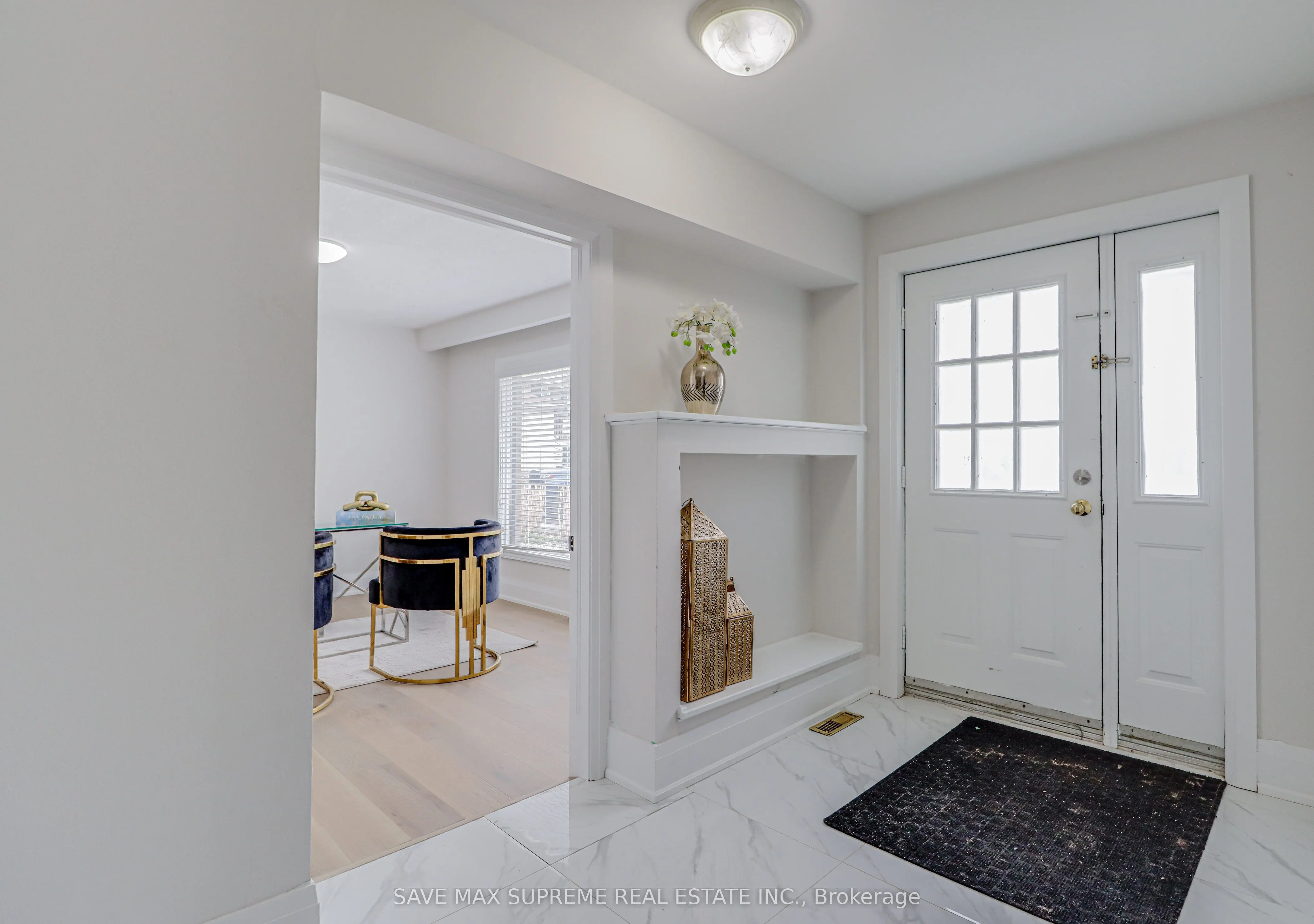 10 CURTISS Court