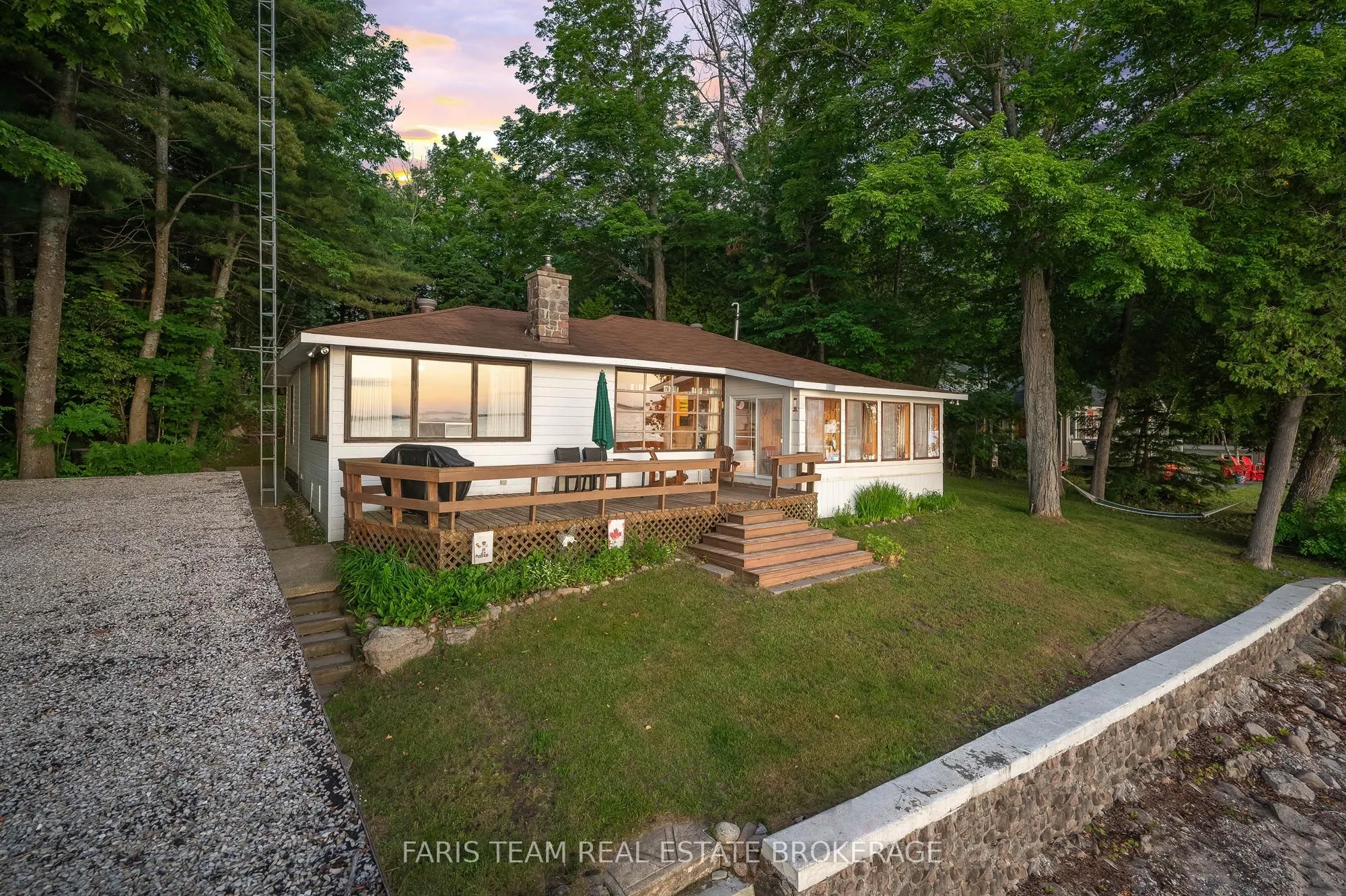 1697 Champlain Road