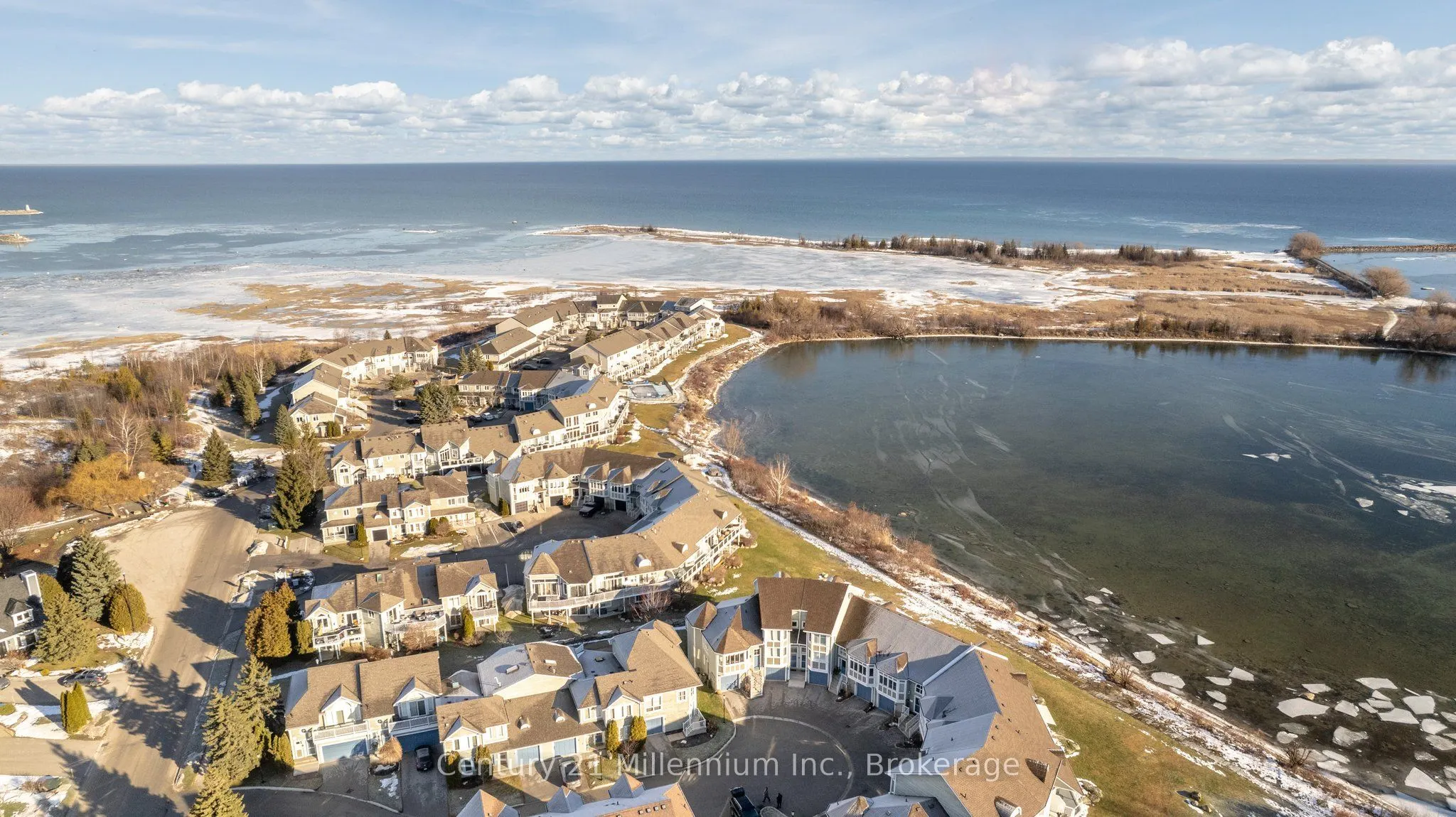 15 Cranberry Quay, #10