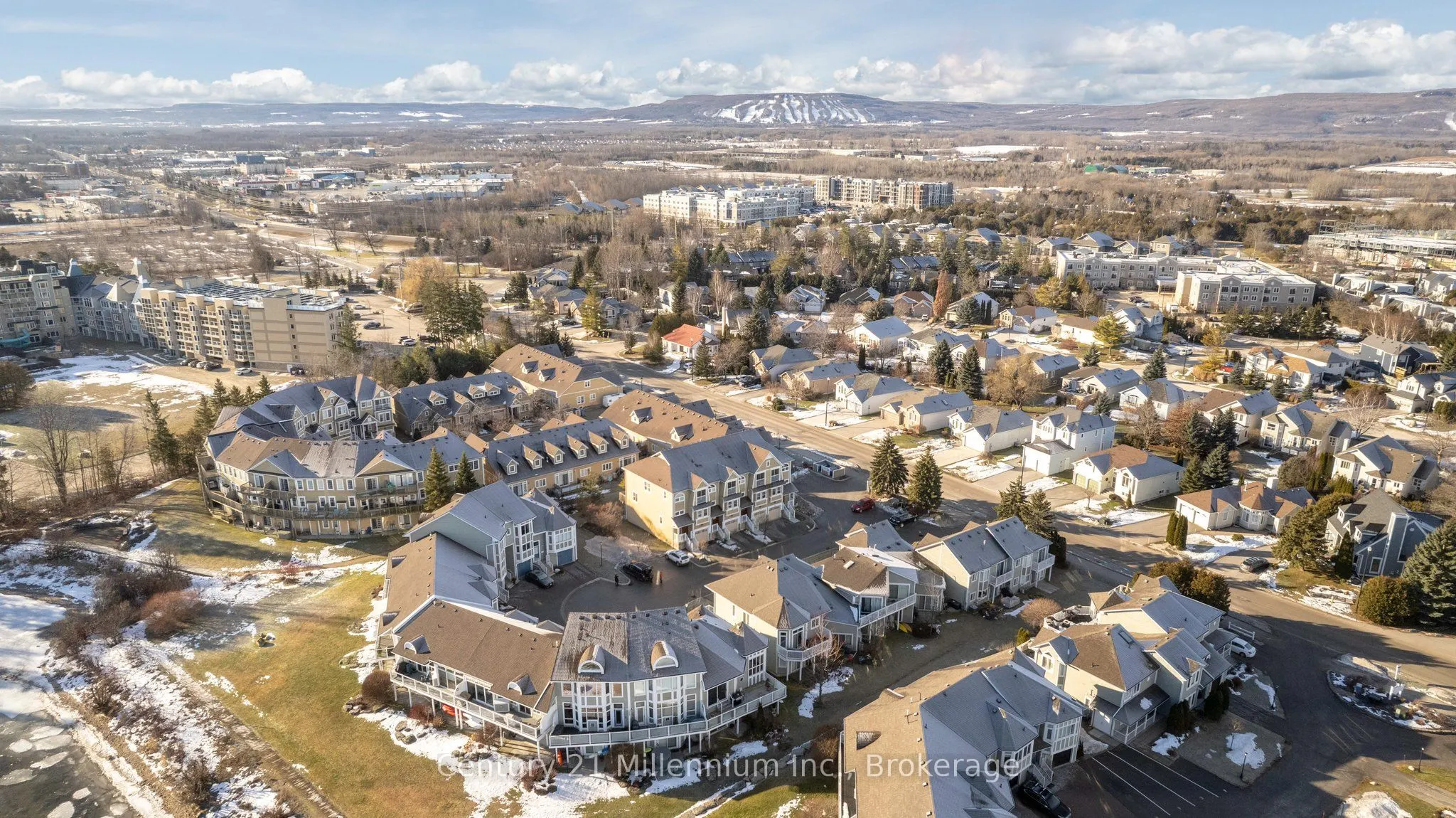 15 Cranberry Quay, #10