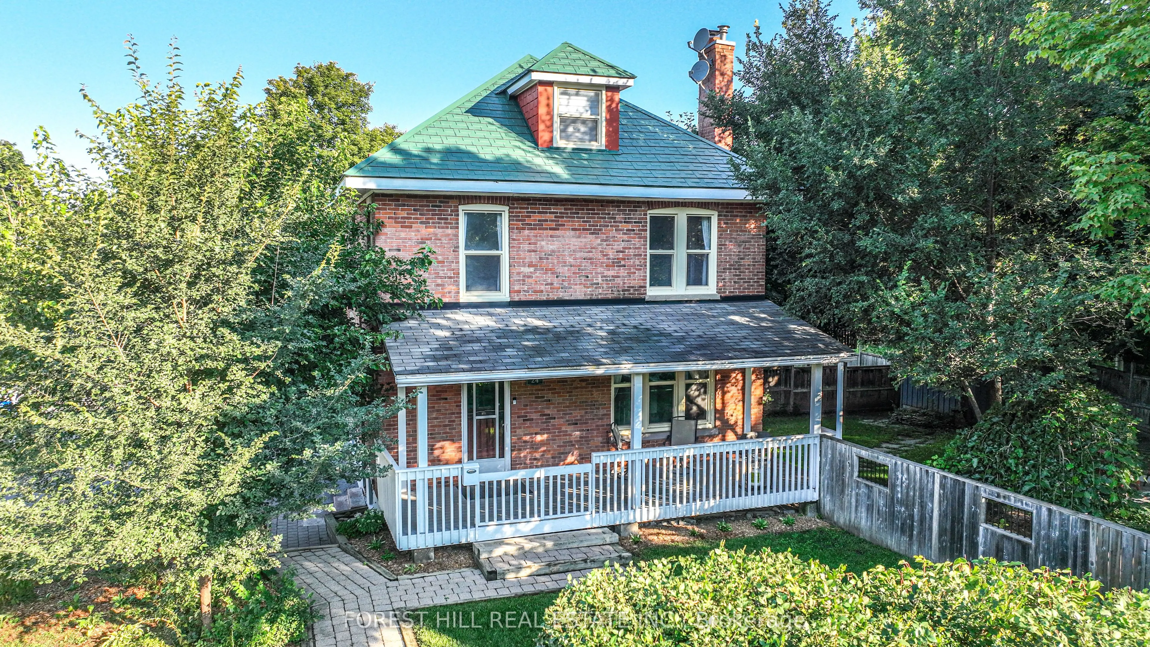 24 Penetang Street