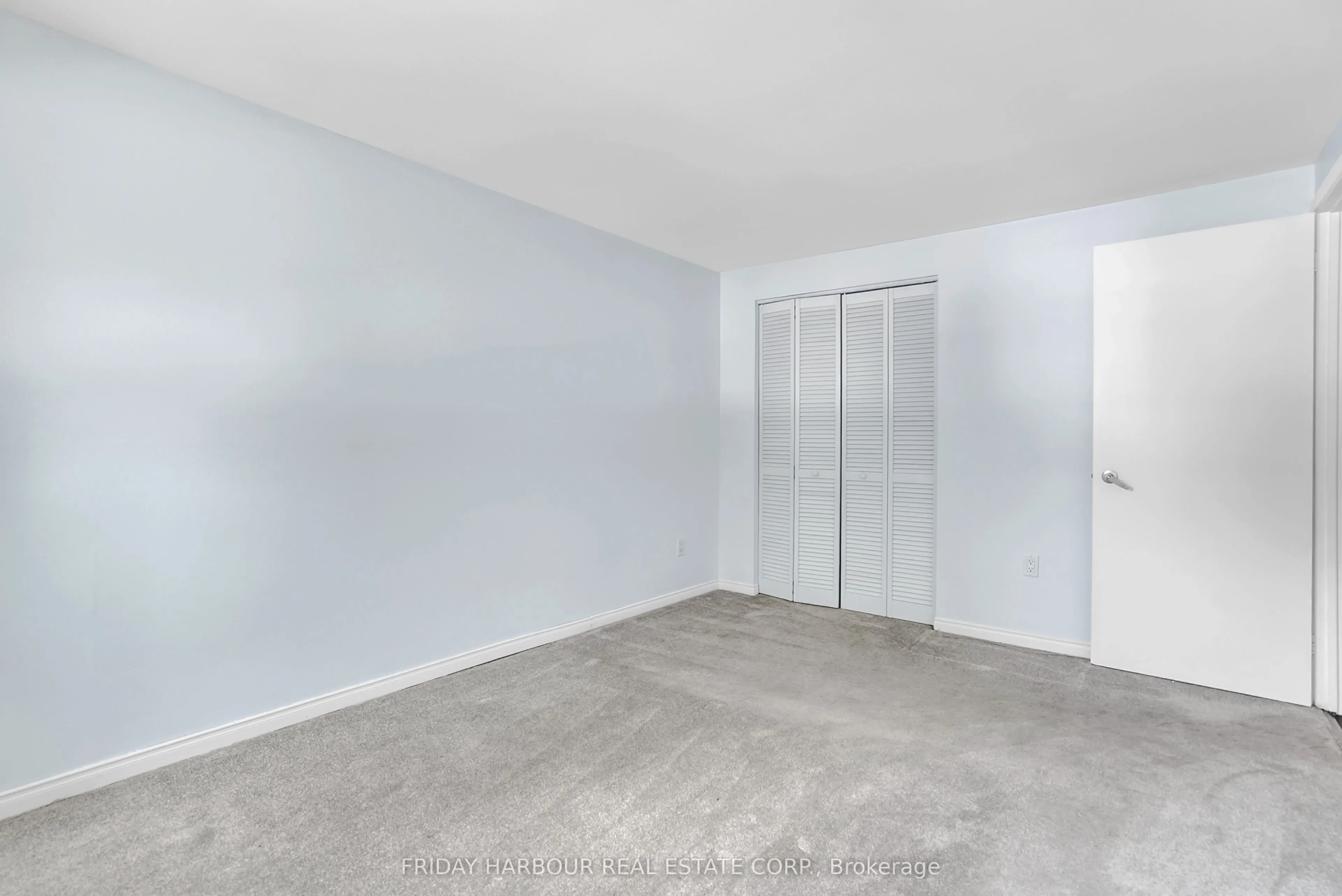9 MEADOWLAND Avenue