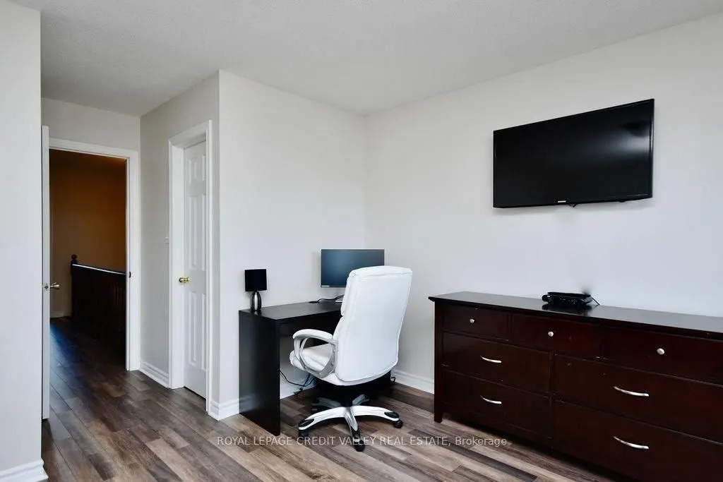 118 Stanley Street, #Upper