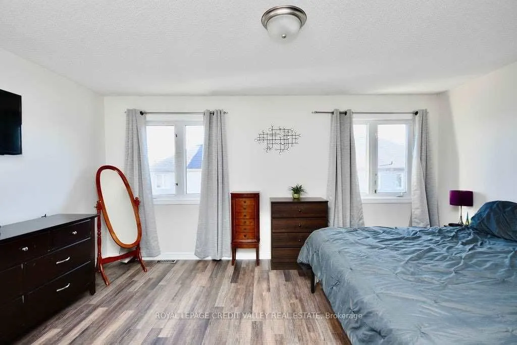 118 Stanley Street, #Upper