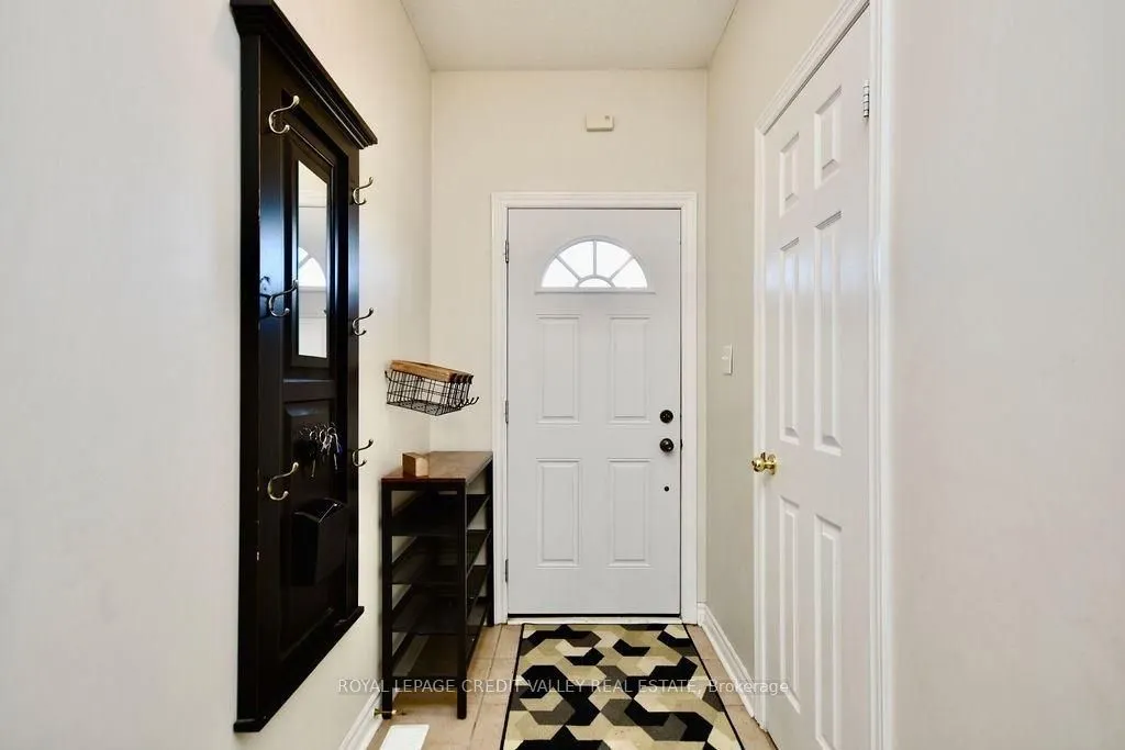 118 Stanley Street, #Upper