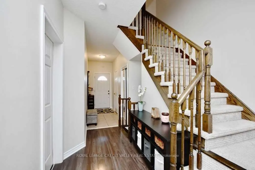 118 Stanley Street, #Upper