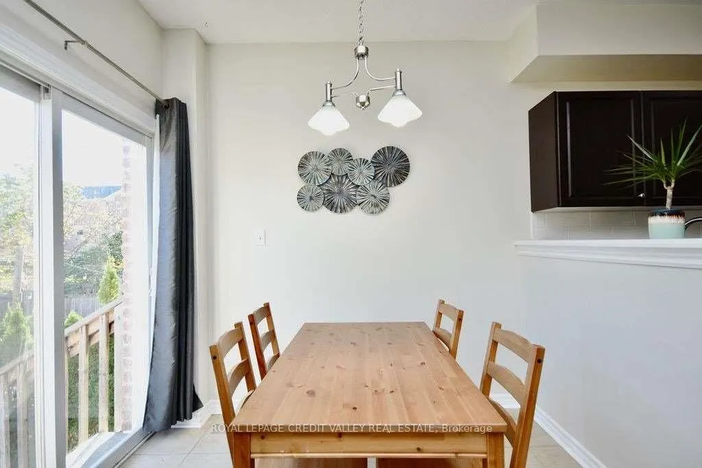 118 Stanley Street, #Upper
