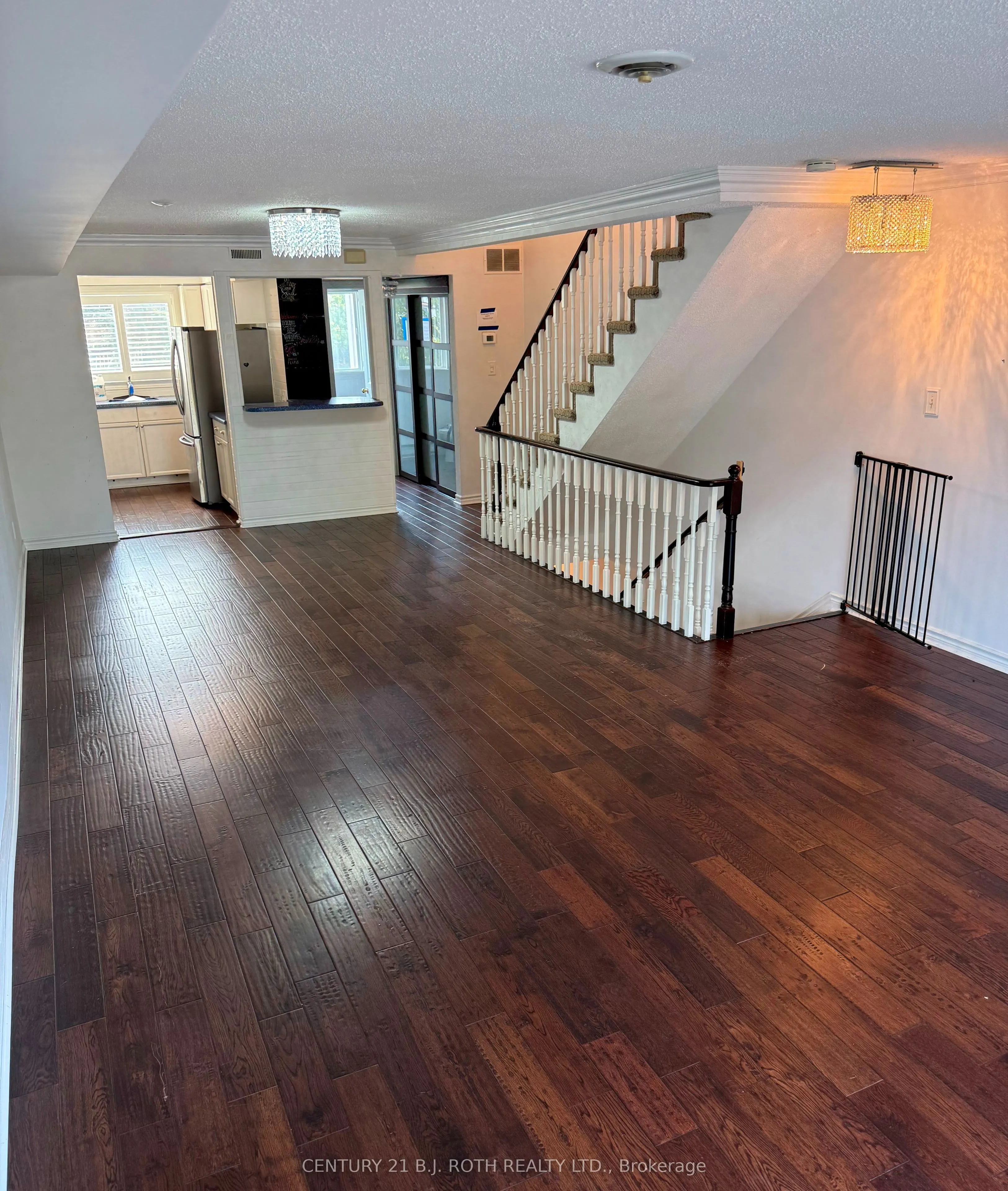 24 Laguna Crescent, #19