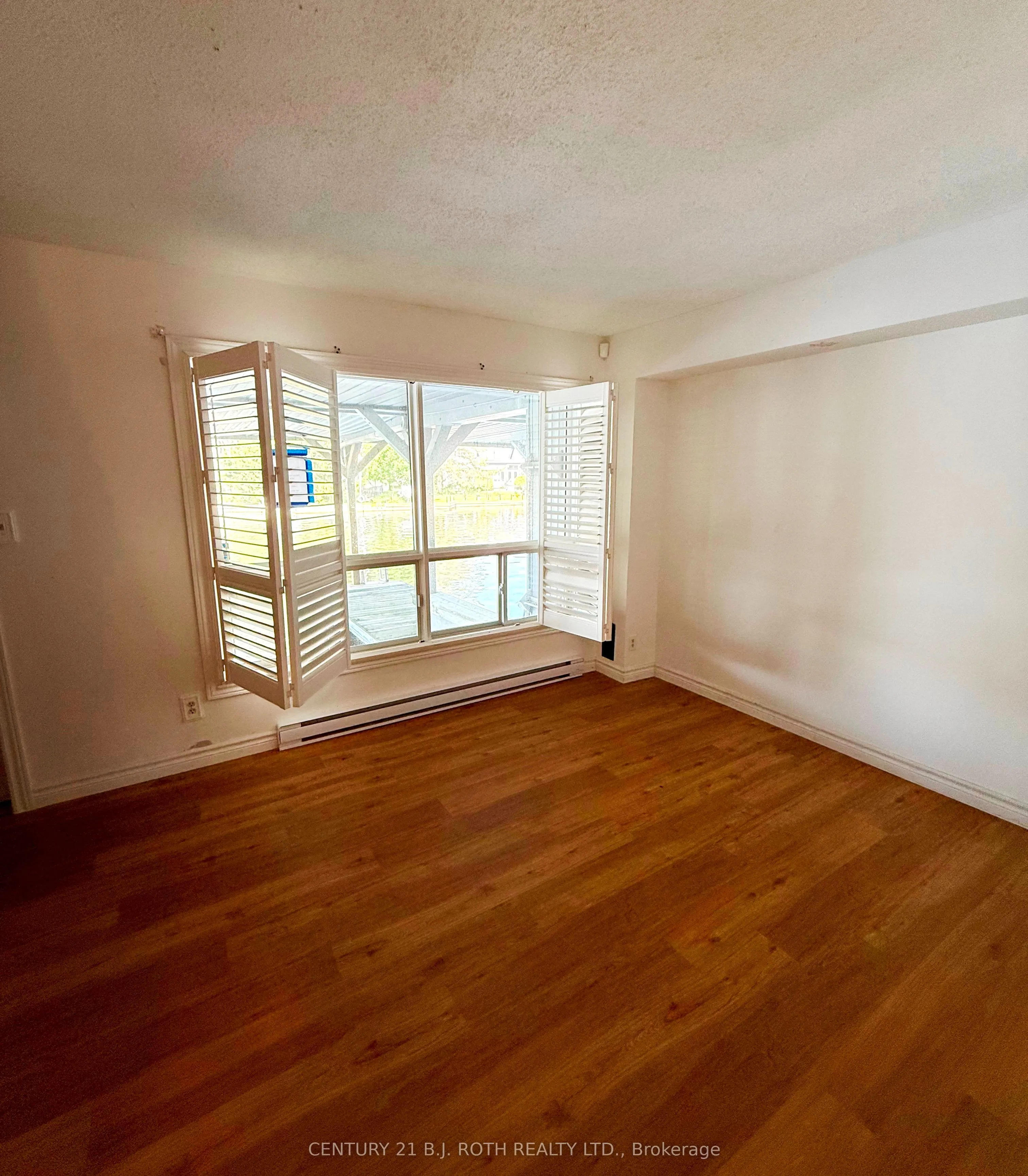 24 Laguna Crescent, #19